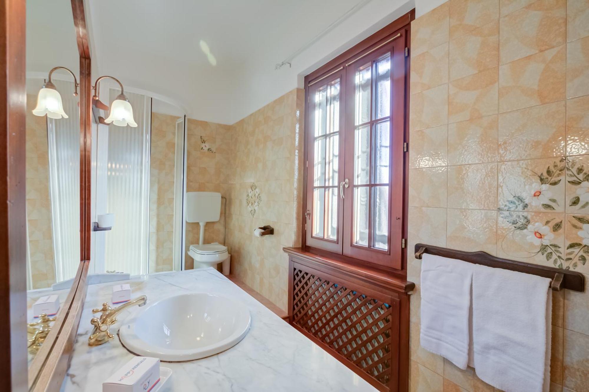 Villa Oasi With Private Pool - Happy *
