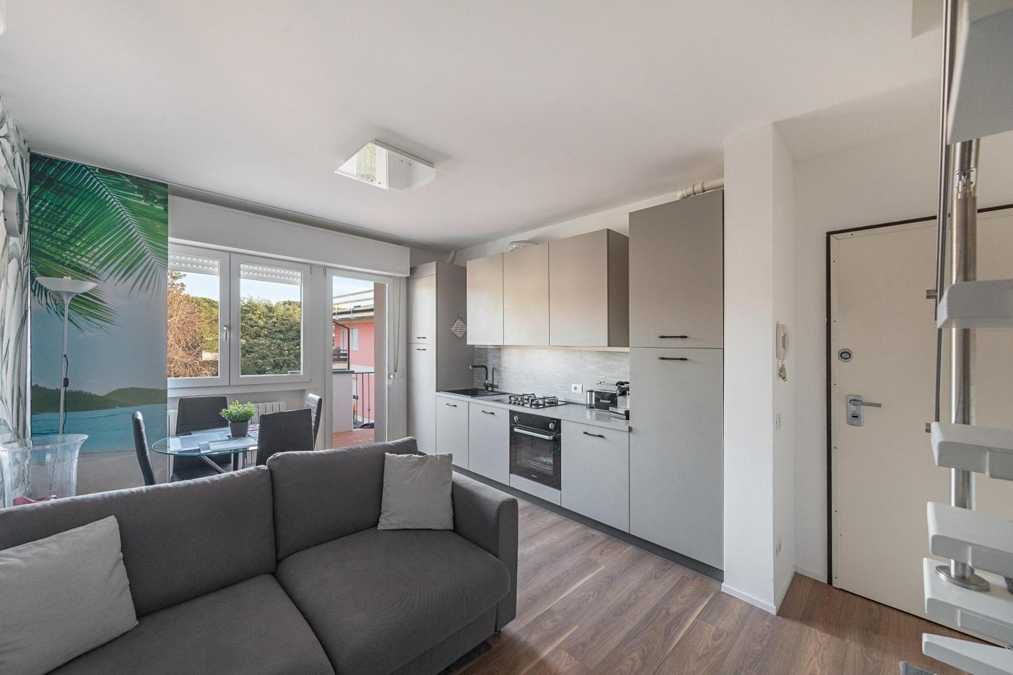Apartment Maisonnette Il Todeschino B12 By Wonderful Italy Sirmione