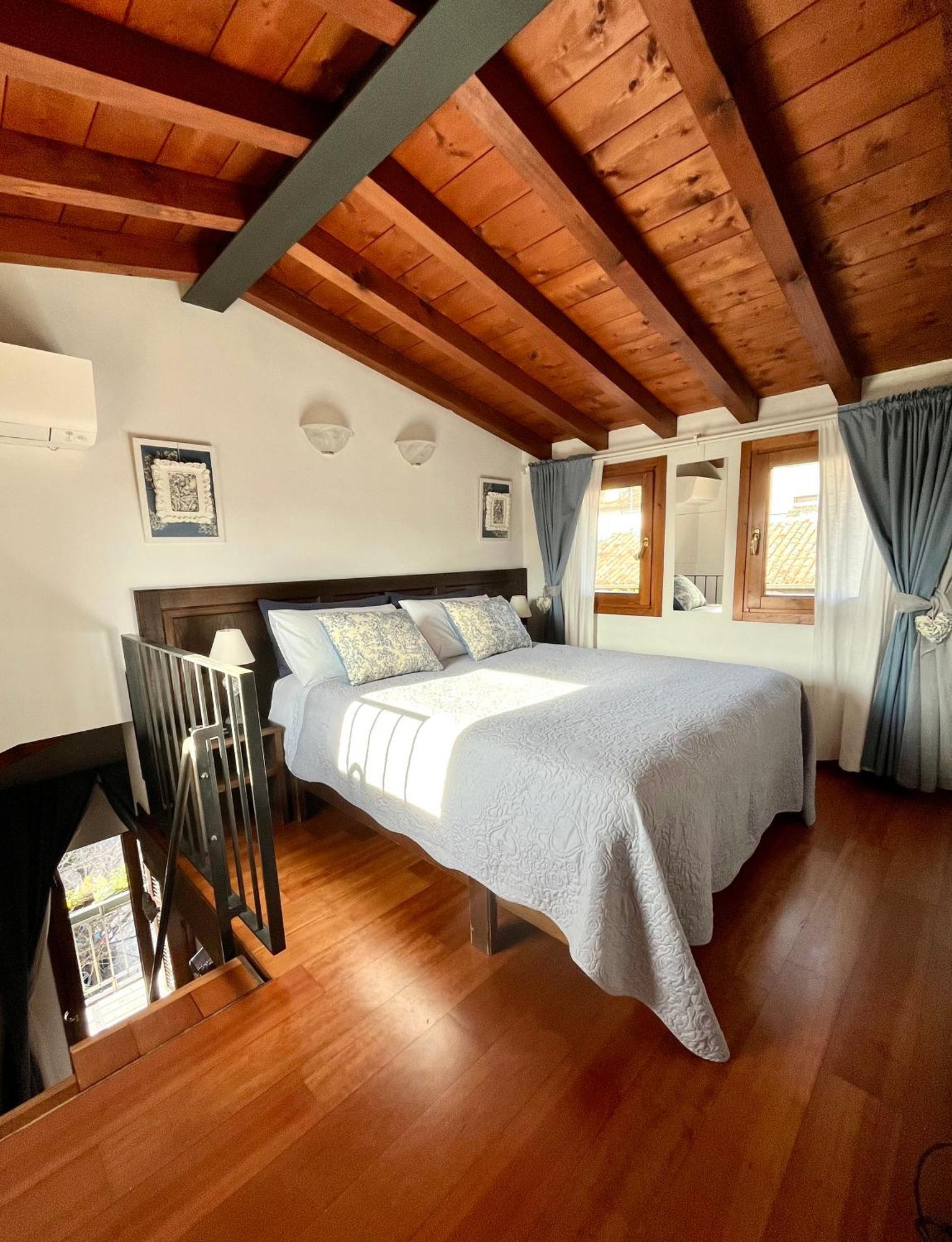 Apartment Porto Valentino Sirmione