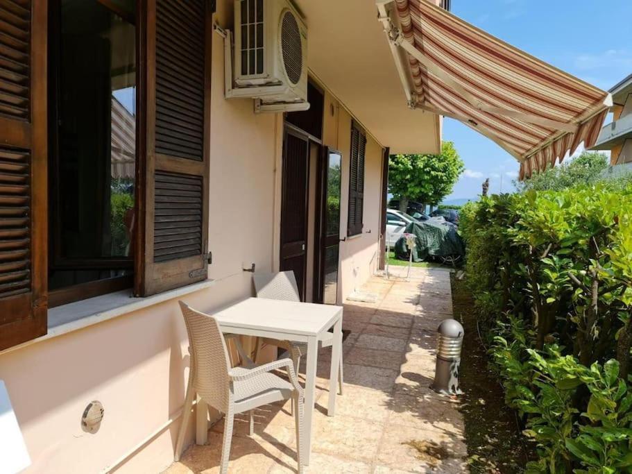 Incantevole Location Fronte Sirmione