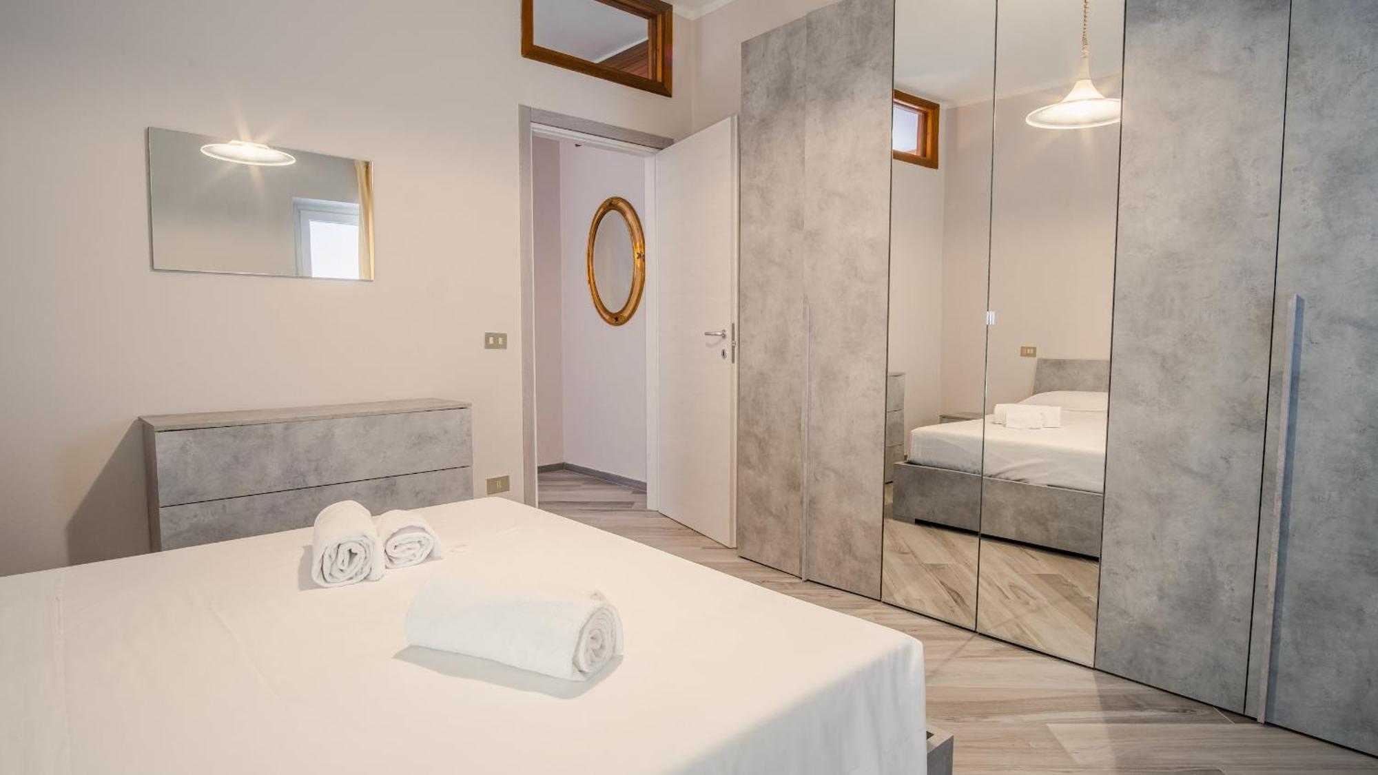 La Bella Galeazzi - Italian Homing Sirmione
