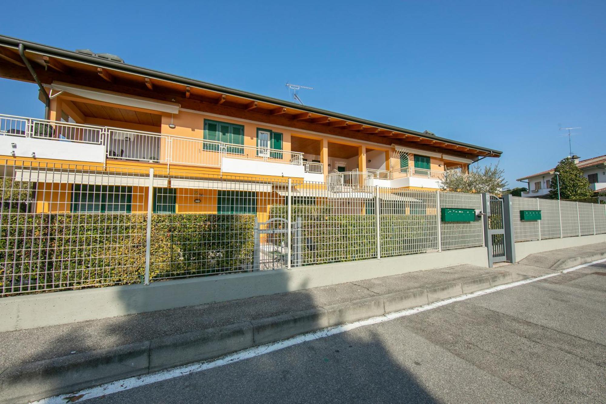Appartement Casa Emma With Pool - Happy Sirmione