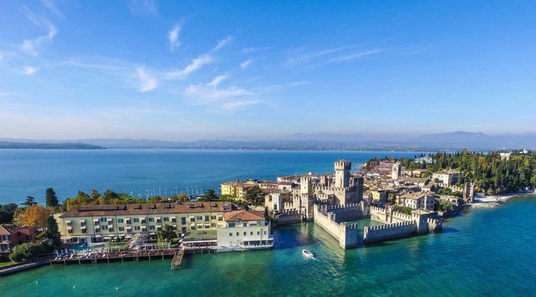 Nhà khách Harmony Sirmione