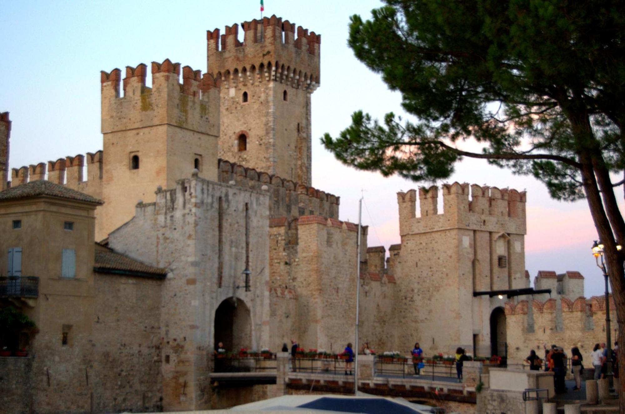 House -appartamento Lugana Di