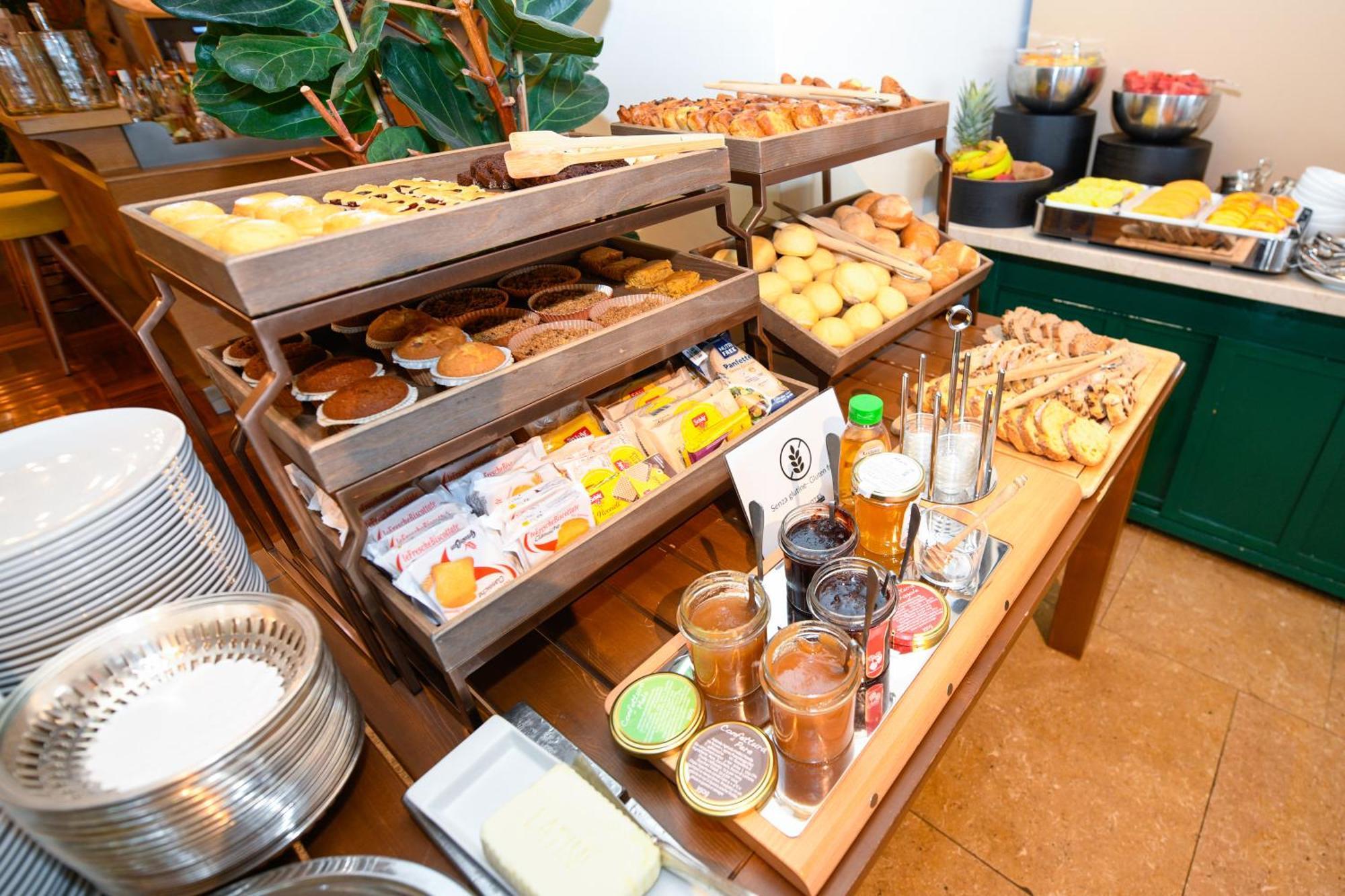 Flaminia Hotel