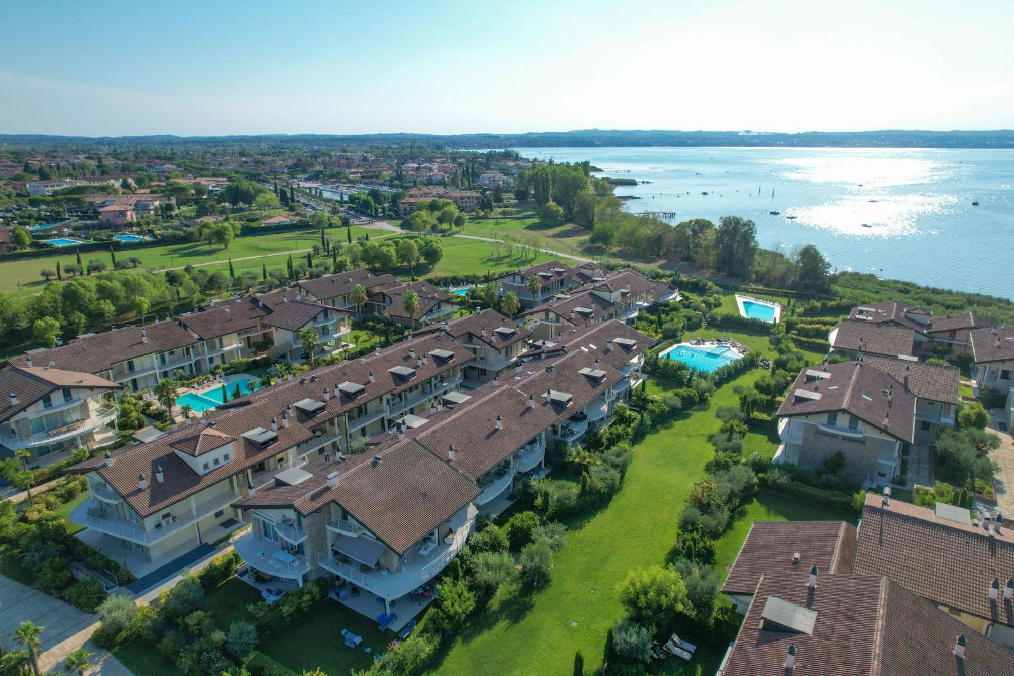 Caesar Luxury Căn hộ