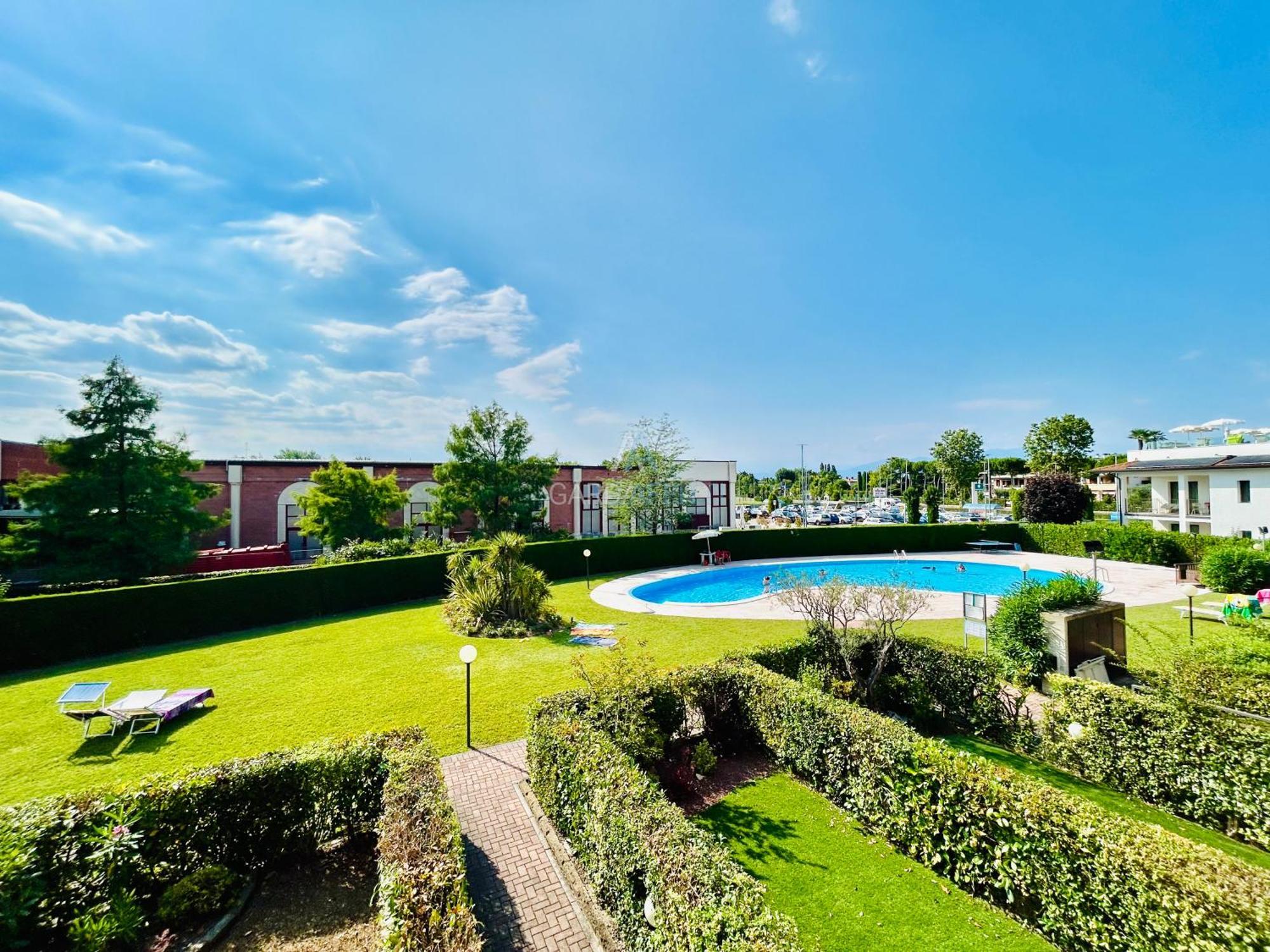 Apartment Artemide - A 150m Dal Di Garda