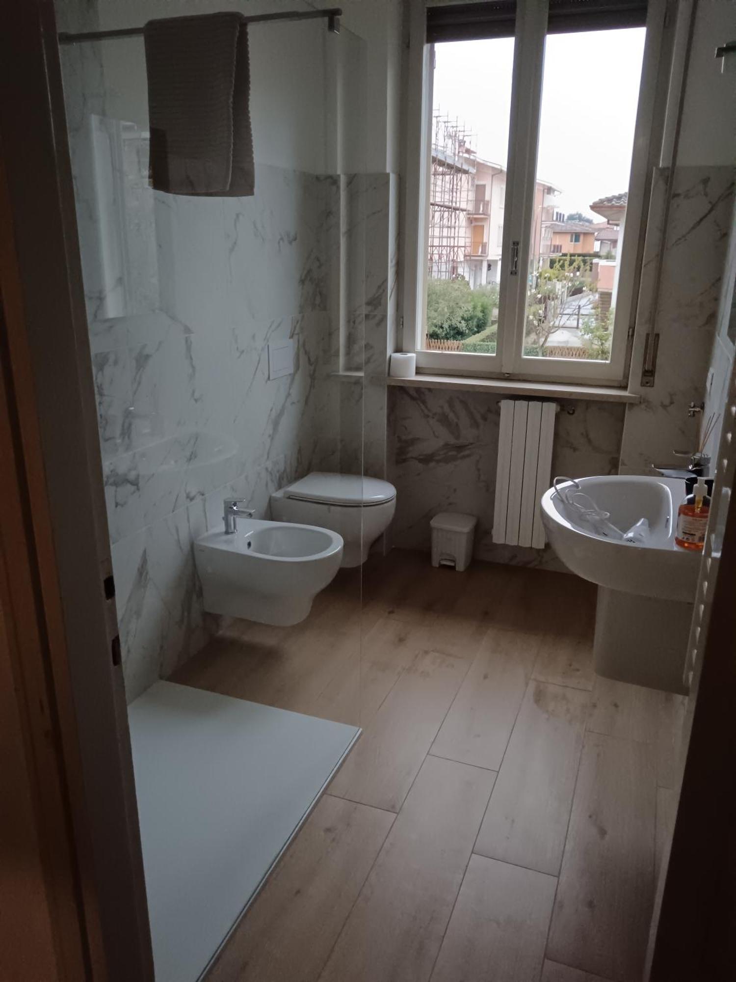 Casa Rosy - Con Terrazza A 2 Passi Dal Lago Apartman *
