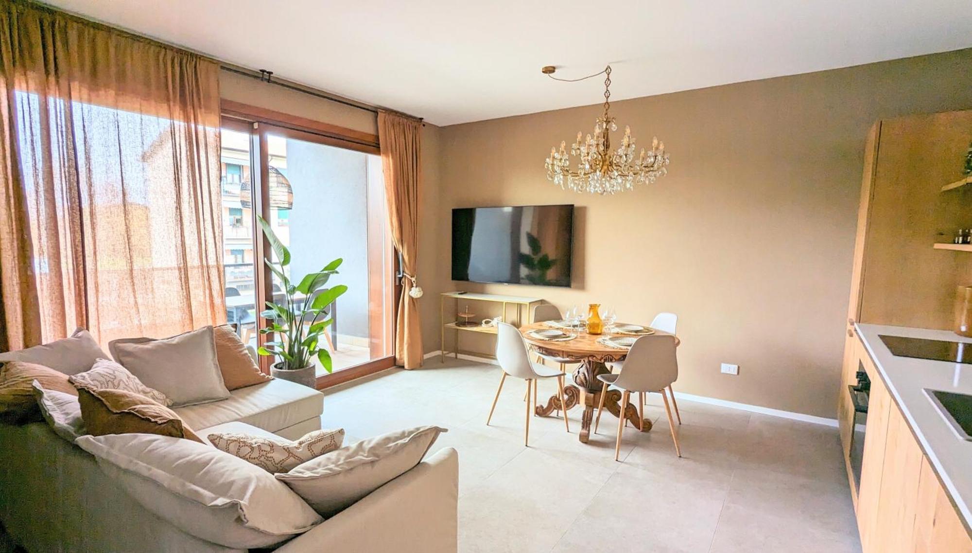 Aimaro Apartment