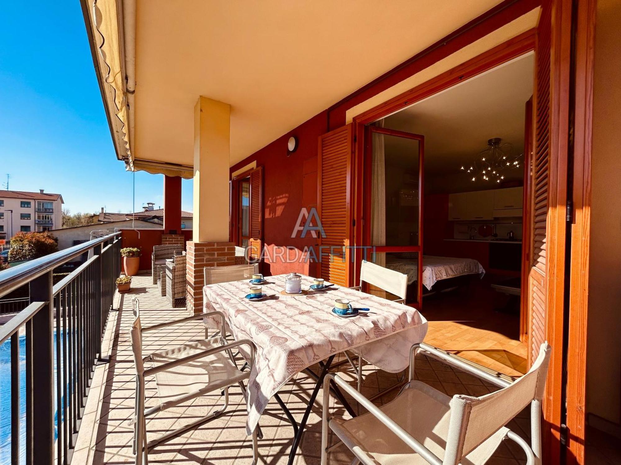 Apartment Twins - 200m Dal Di Garda Con Piscina Sirmione
