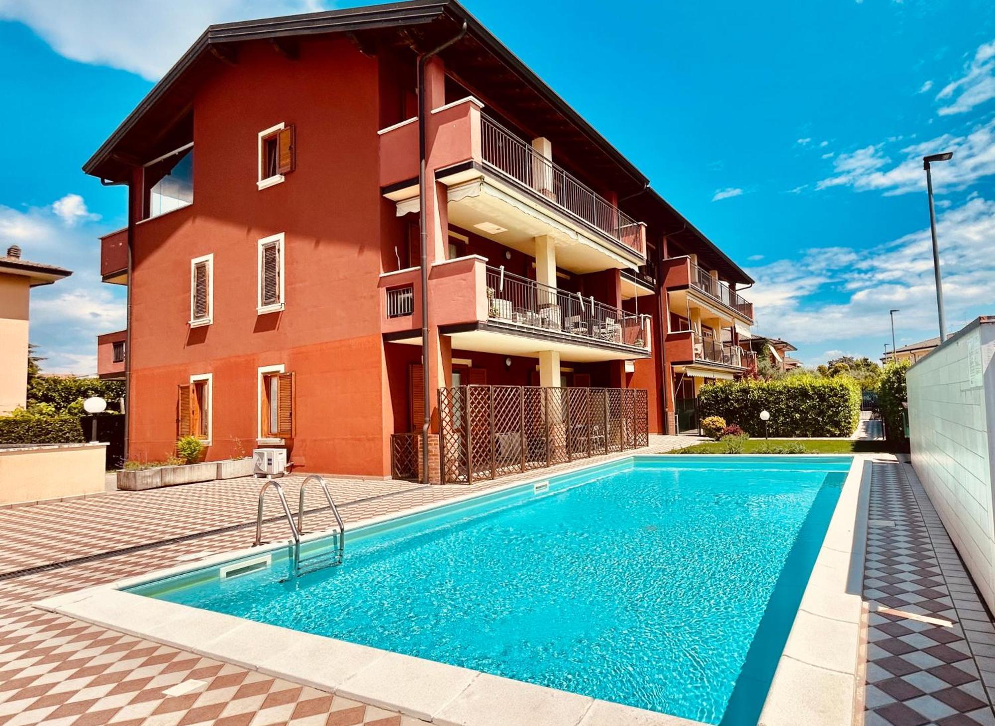 Twins - 200m Dal Di Garda Con Piscina Apartment
