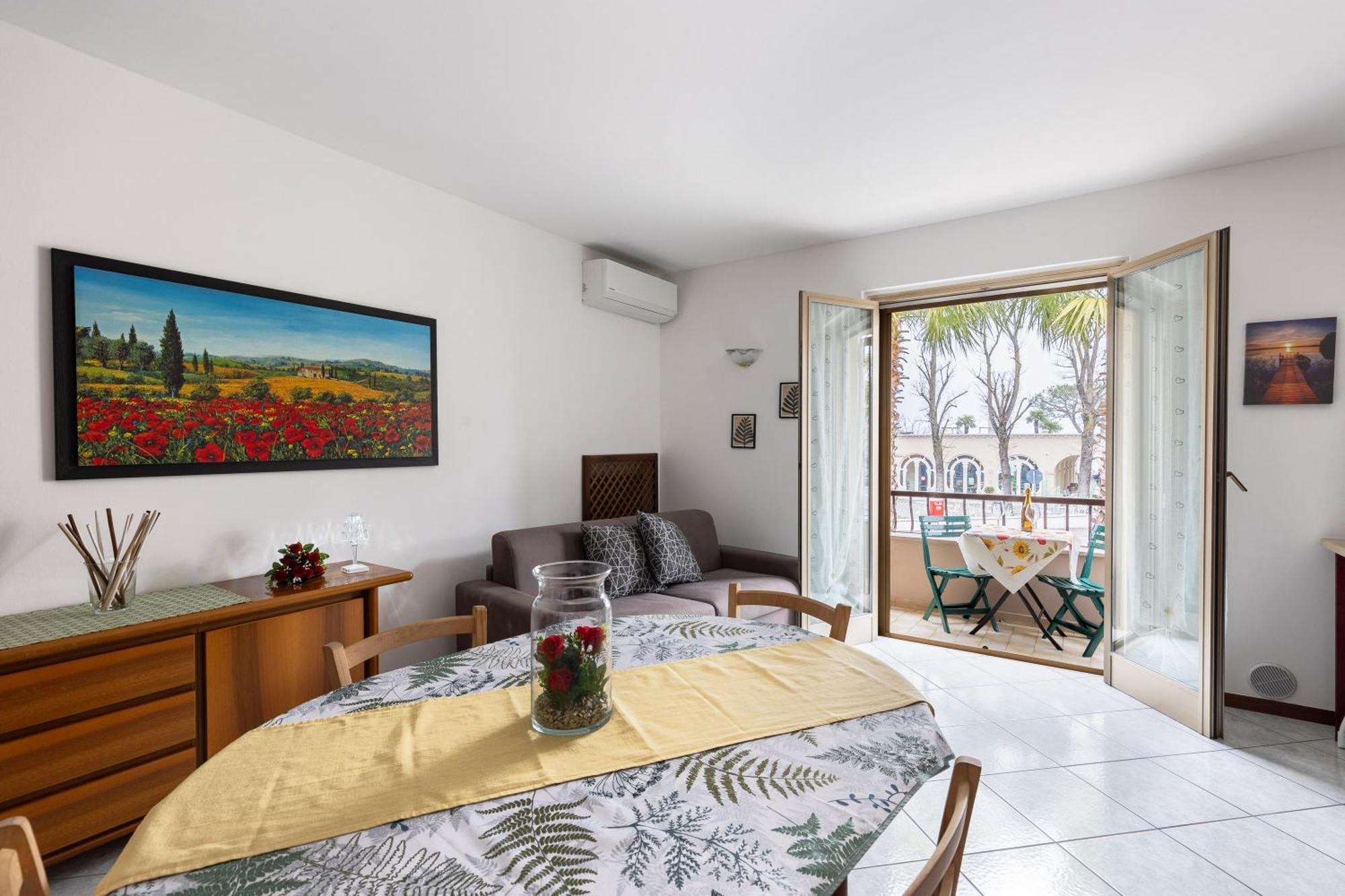 Apartment Sorridi Al *