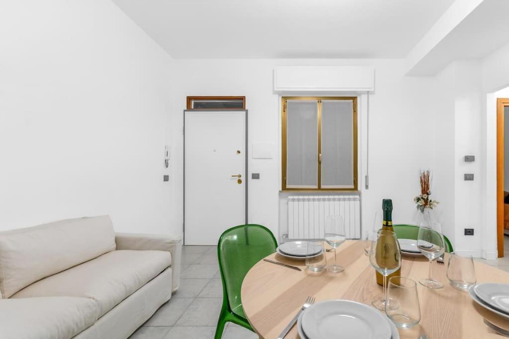 Casa Moderna Vicino Al E Terme Di Sirmione