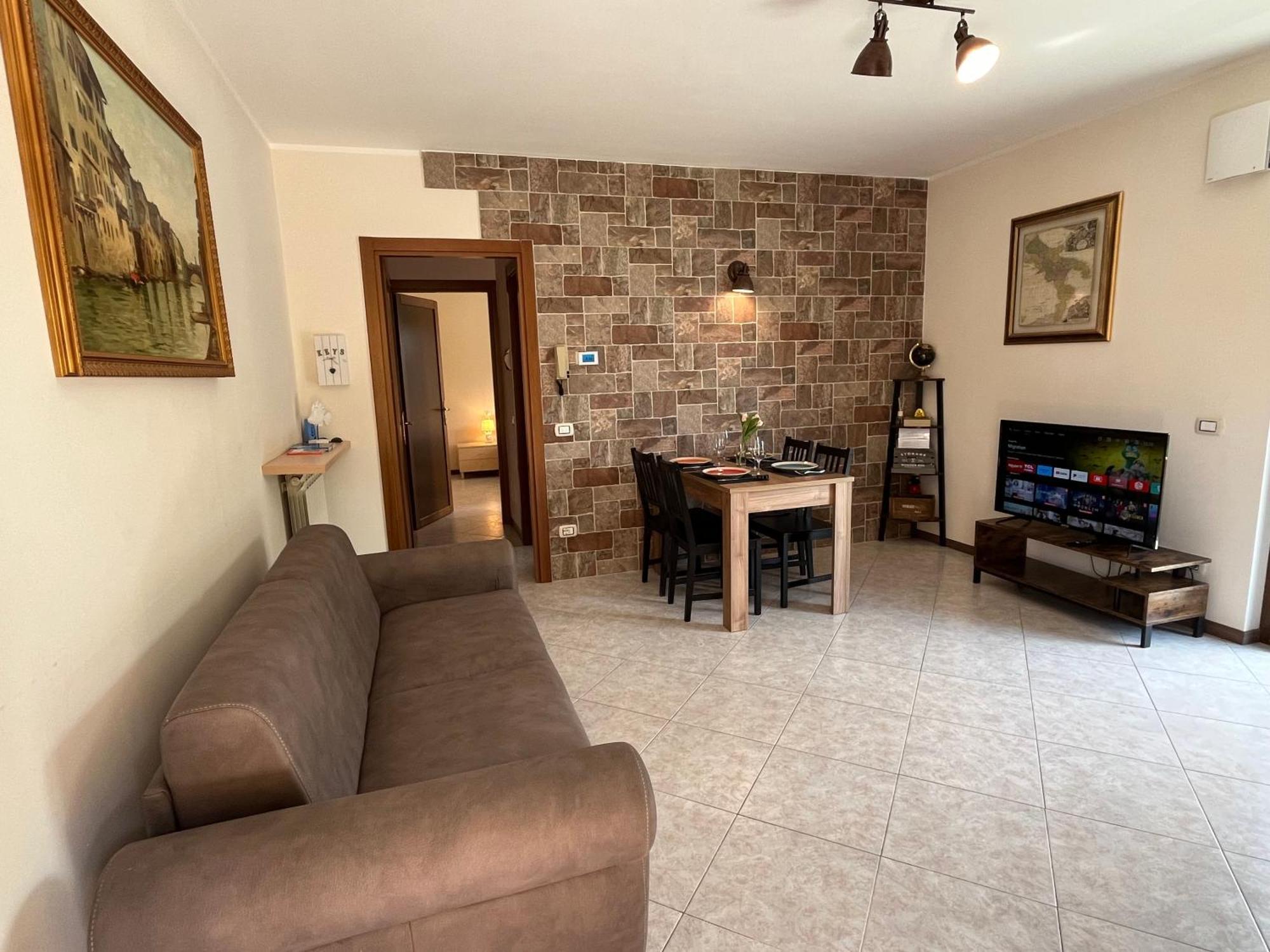 Apartament Discovery Flat With Pool & Bikes *