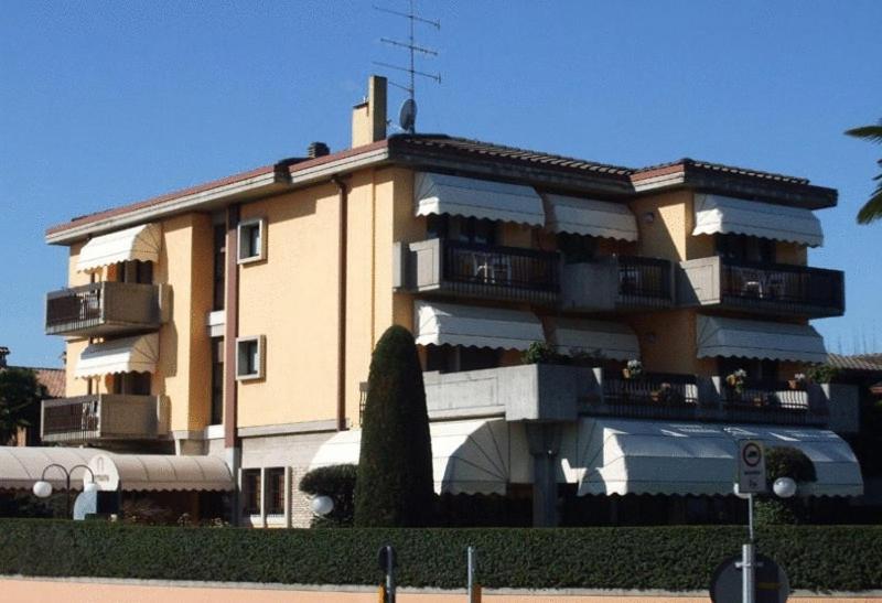 Hotel Derby 3*