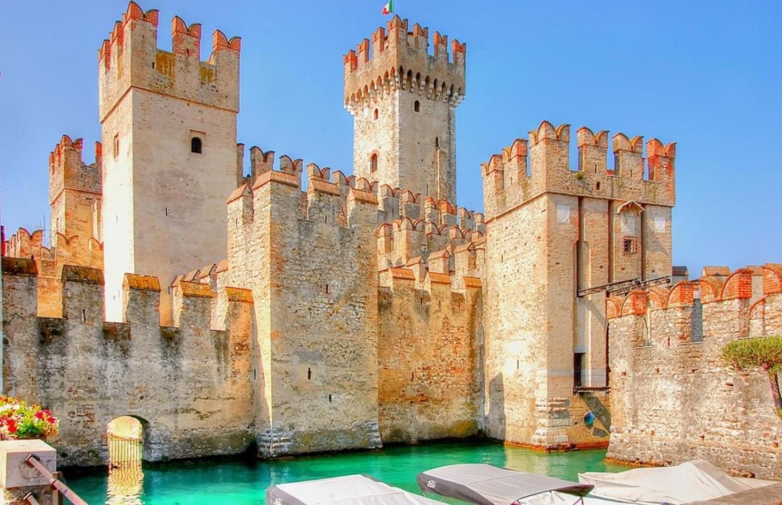 Apartment Praga Rif Sirmione