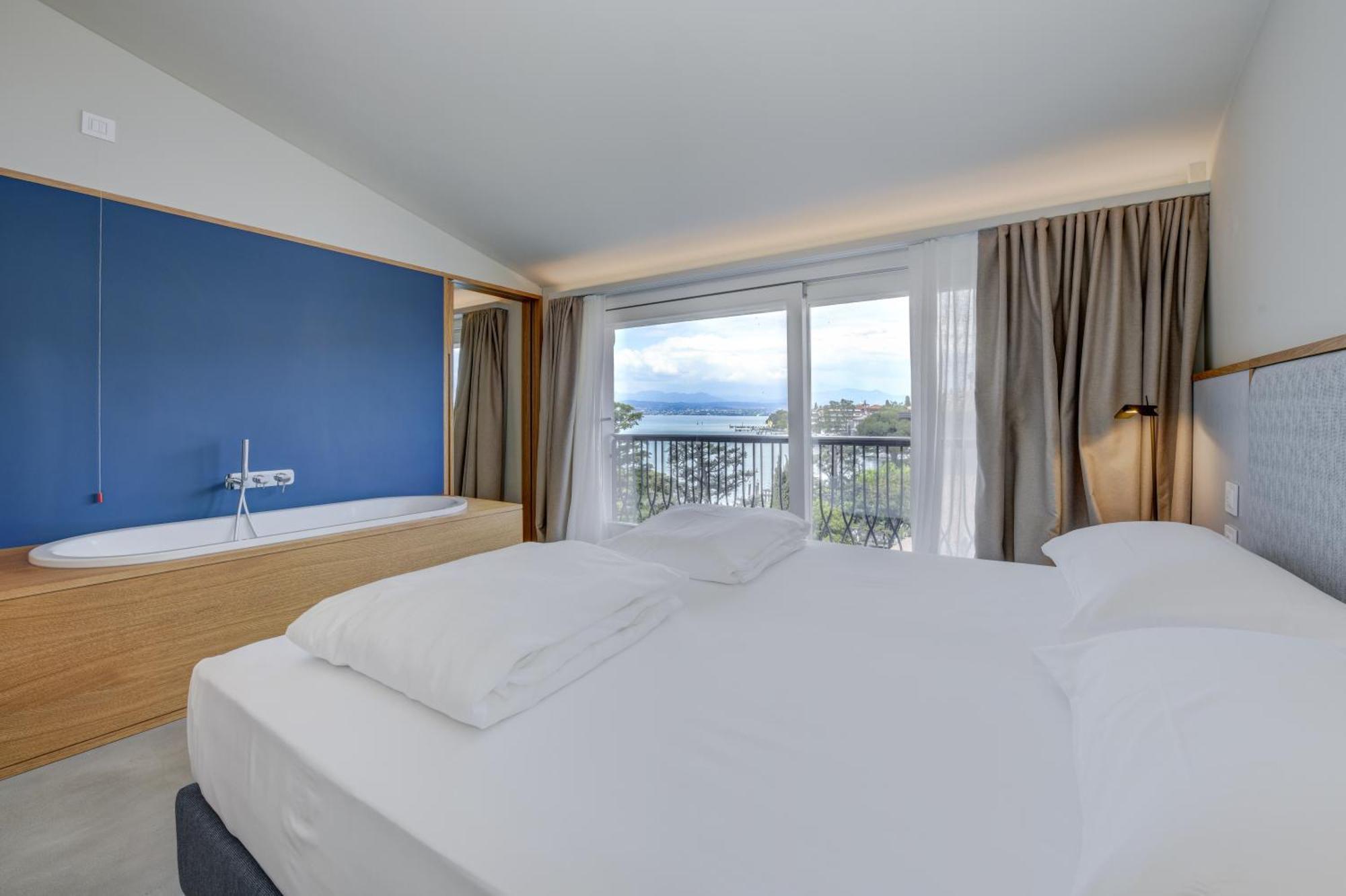 Flaminia Hotel 4*