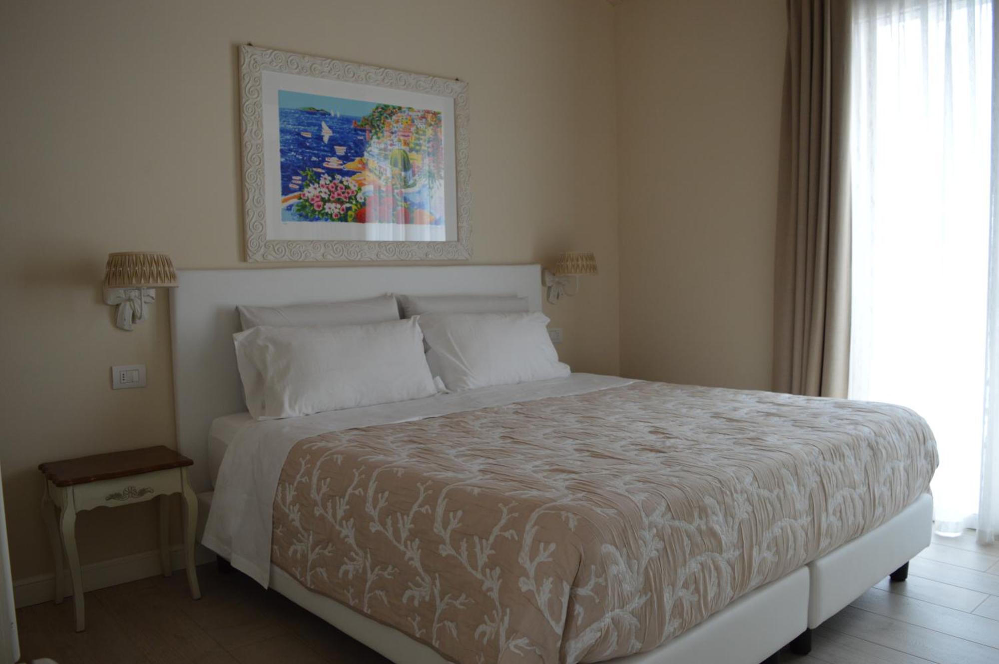 La Fiaba Bed & Breakfast *