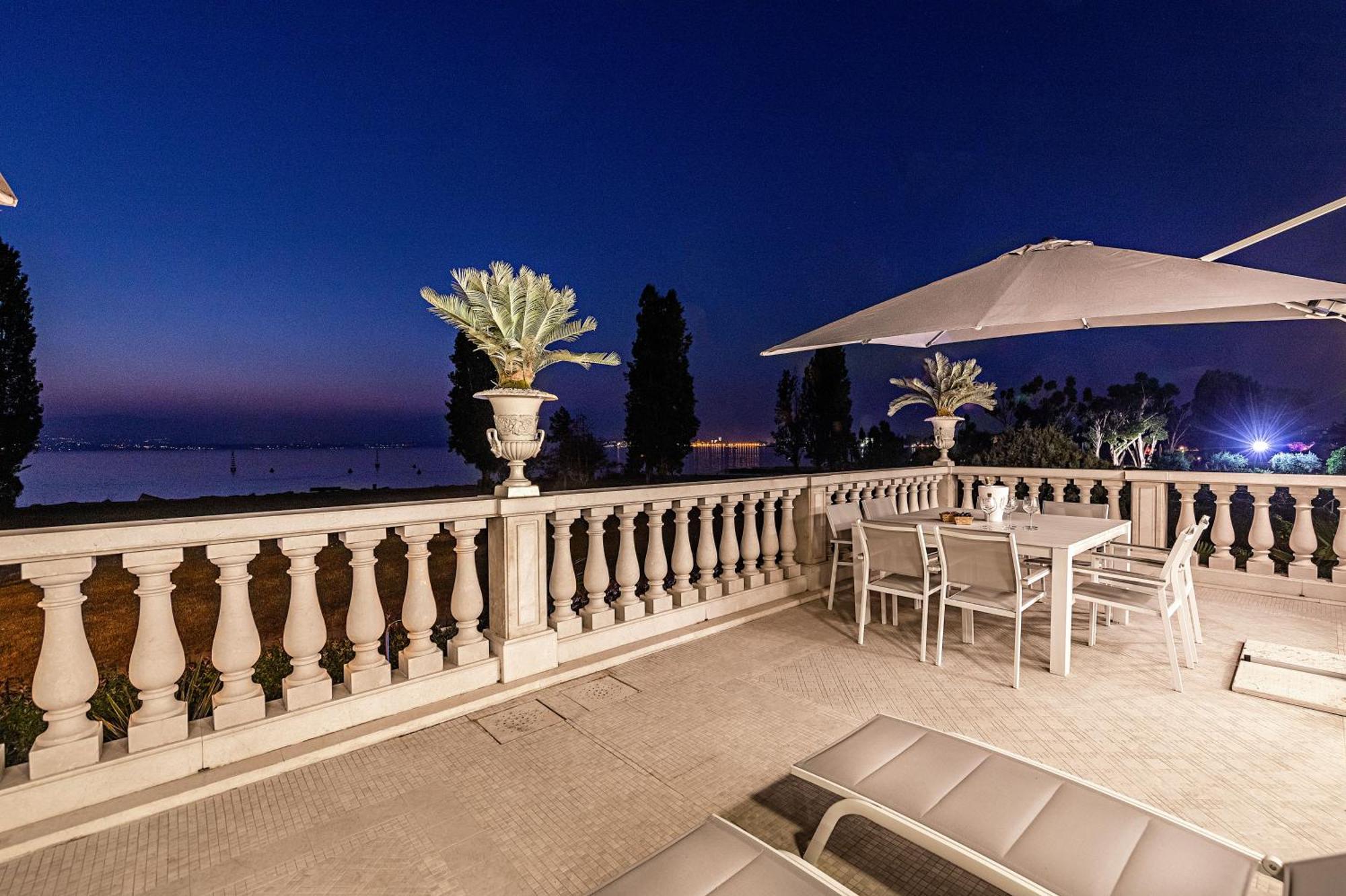 Appartement Luxury Lakefront Catullo By Wonderful Italy *