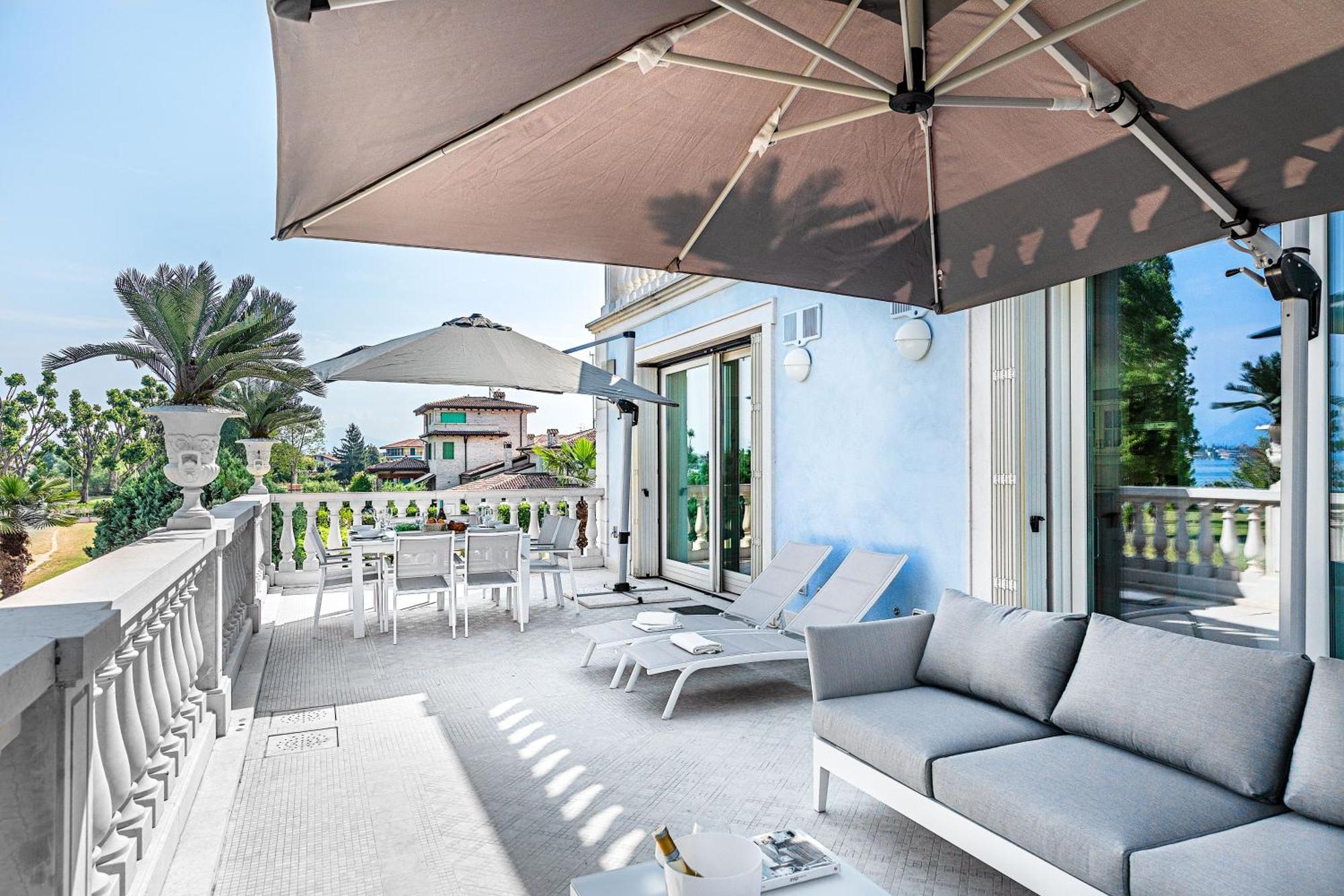Luxury Lakefront Catullo By Wonderful Italy *