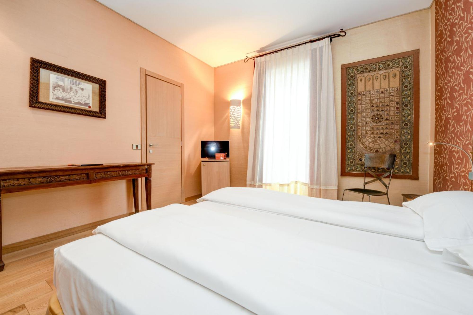 Hotel Flaminia 4*