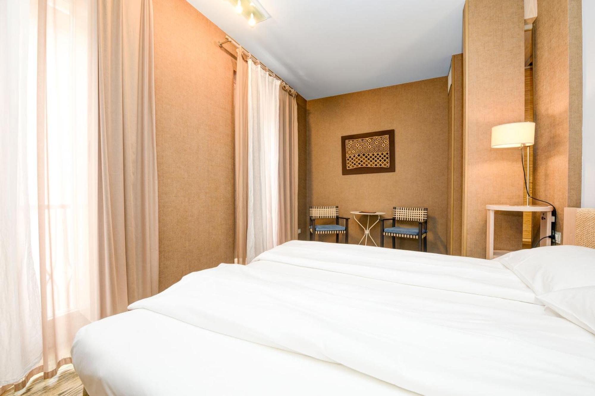 Flaminia 4*