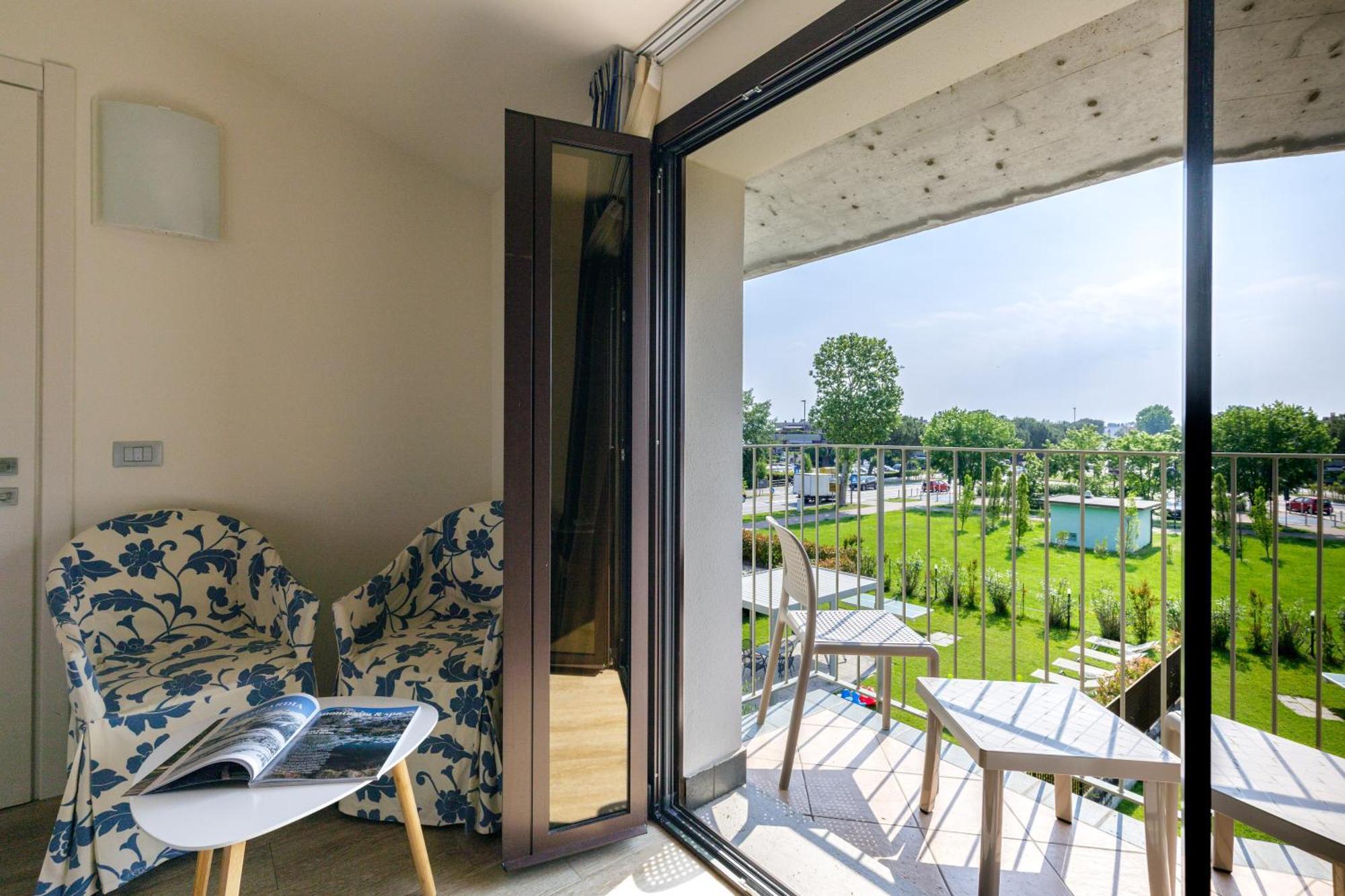 Arena Hotel 3*