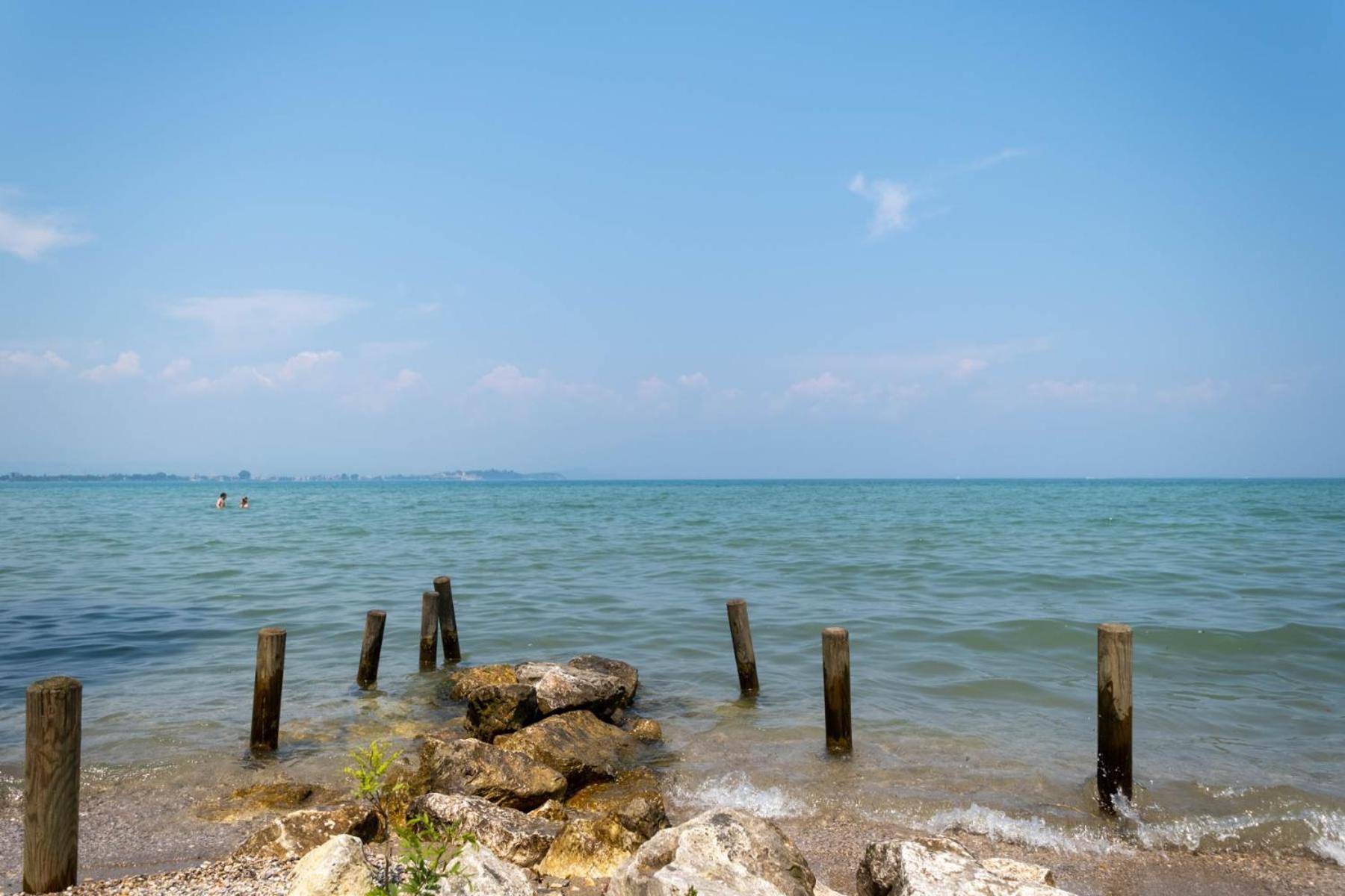 Elisea Sirmione