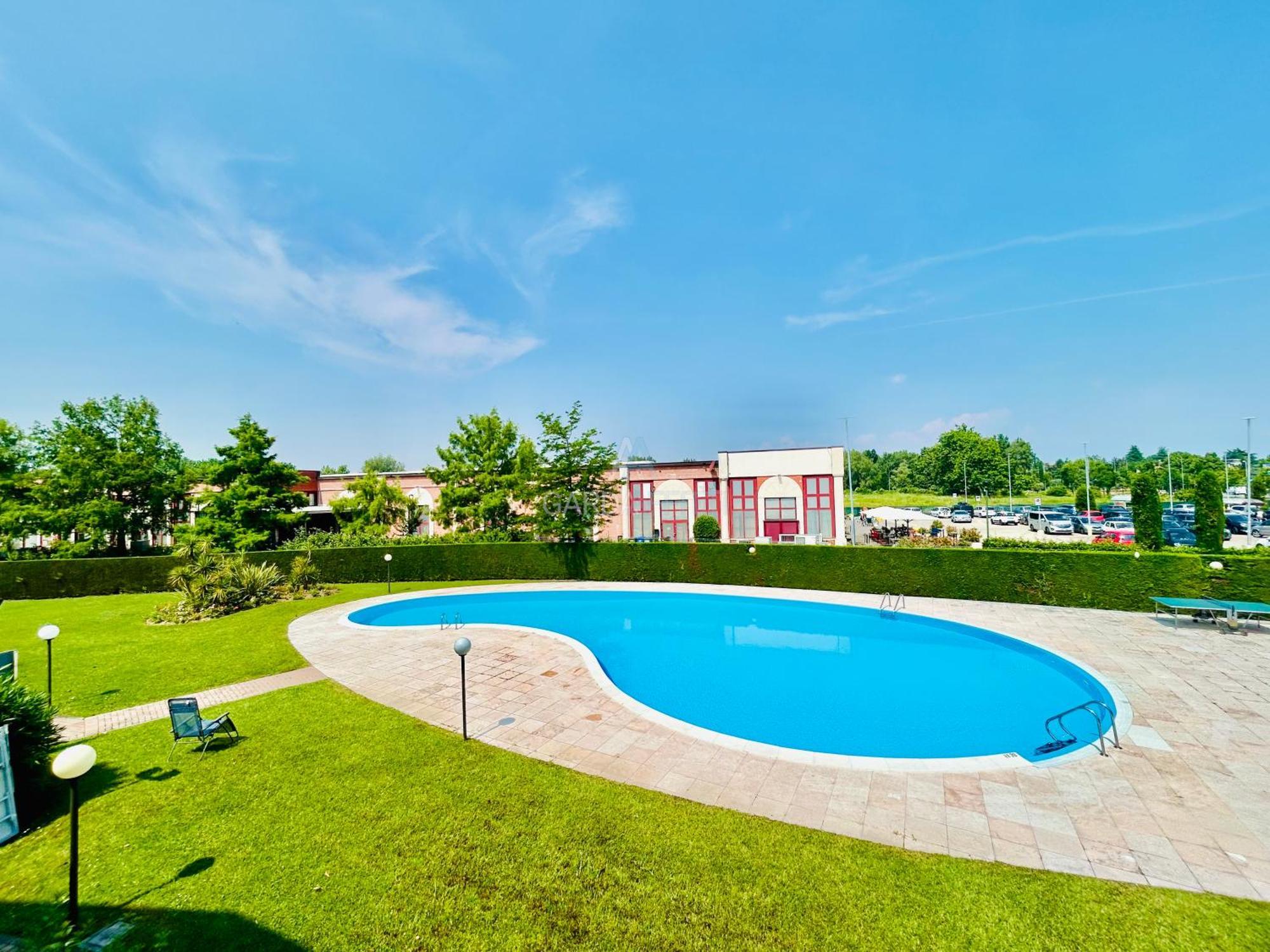 Topazio - Vista Piscina A 150m Dal Lago Apartamento *