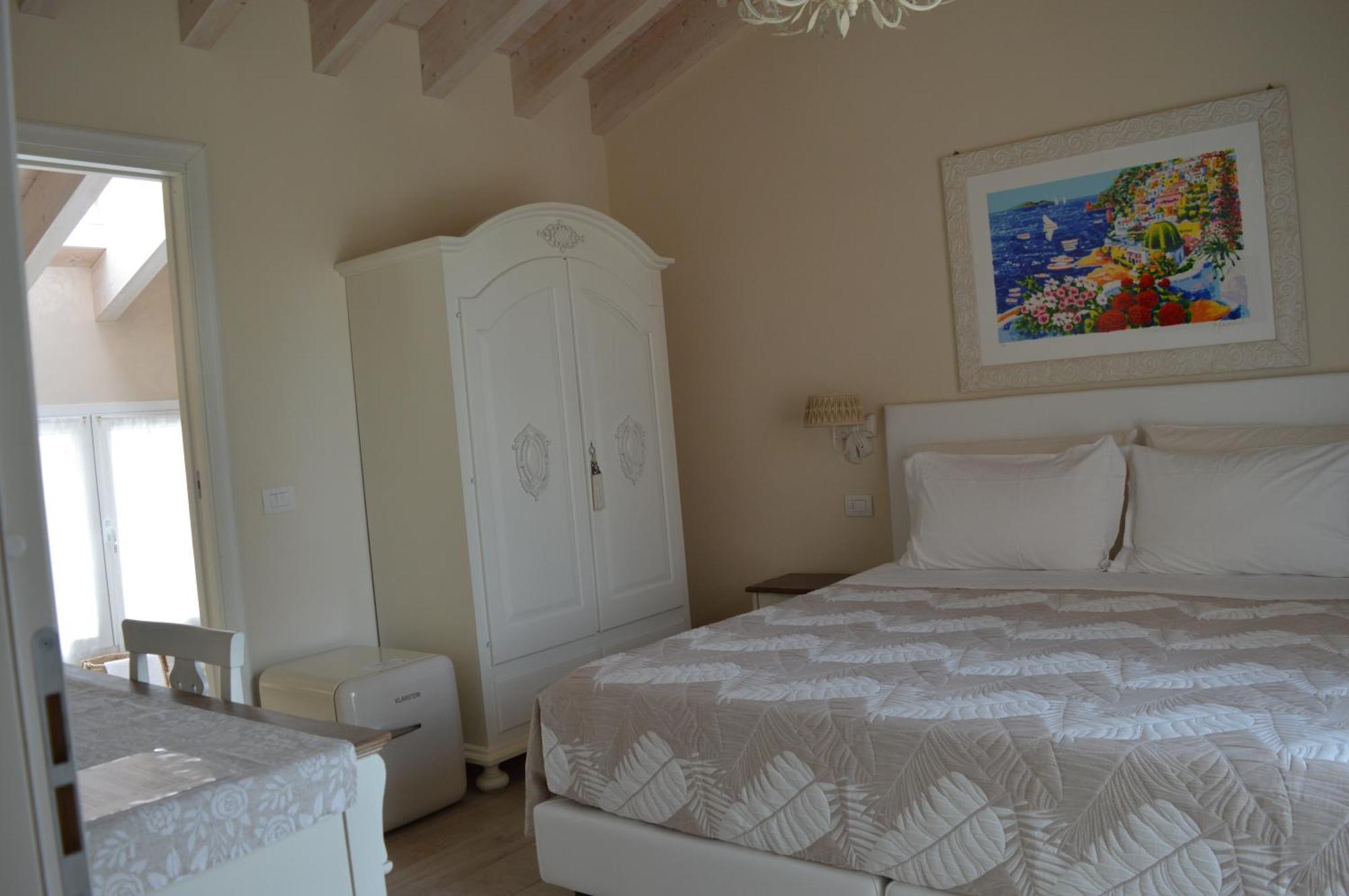 La Fiaba Bed & Breakfast
