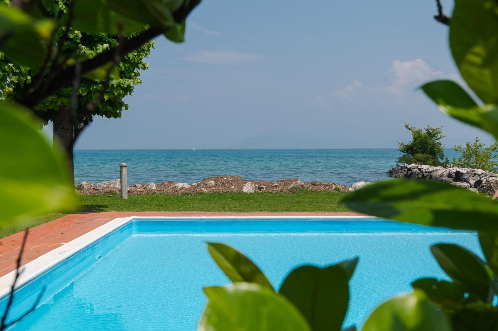 Apartment Timetofreedom Privatstrand Mit Pool Sirmione