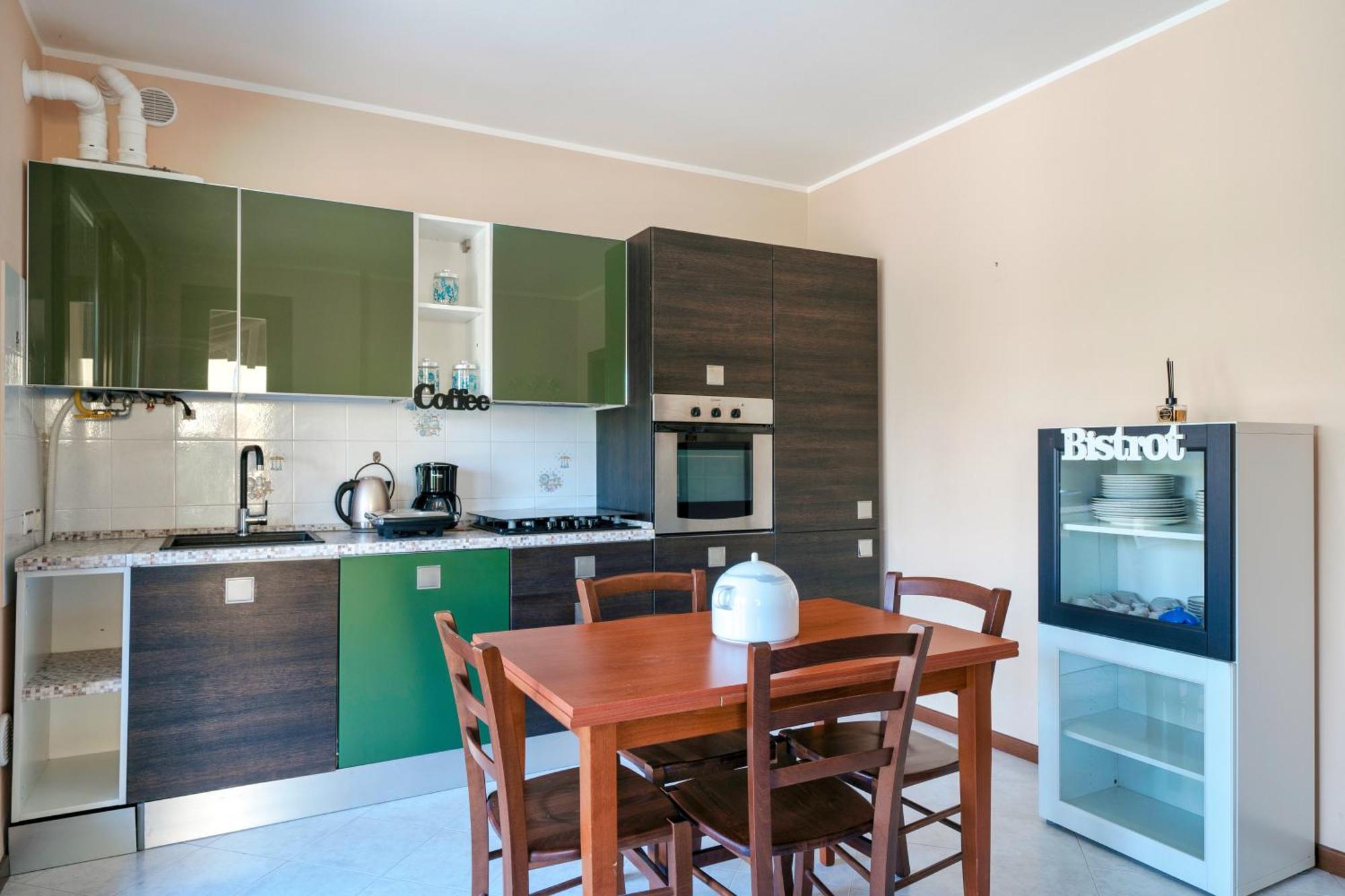 Apartment Girasole Con Box, Wifi E Climatizzatore *