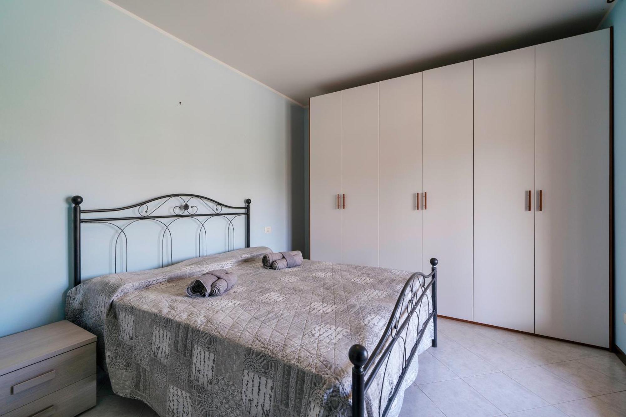Girasole Con Box, Wifi E Climatizzatore Sirmione