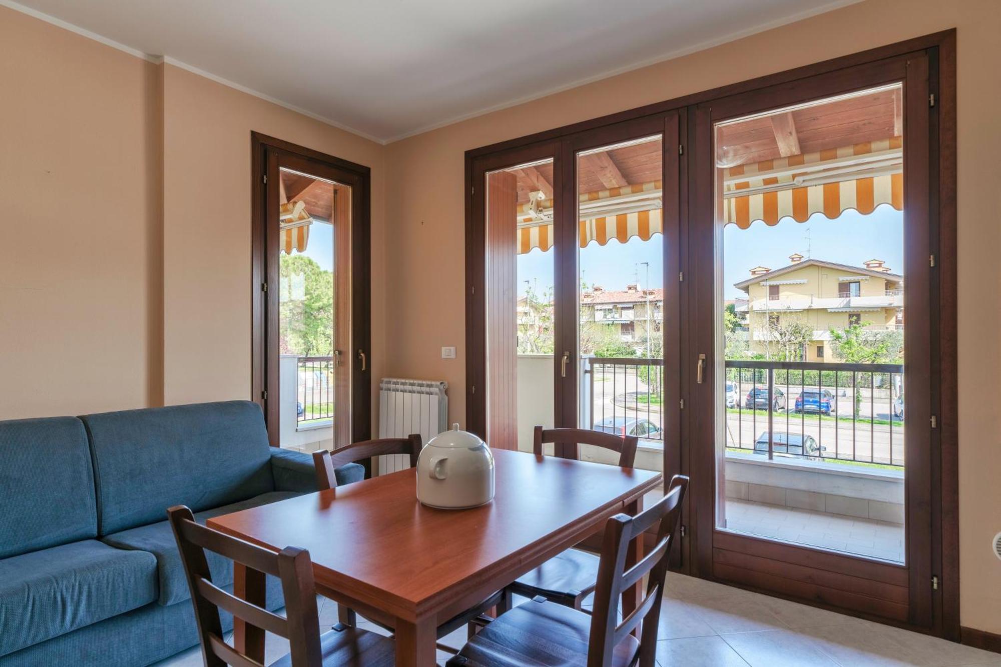 Girasole Con Box, Wifi E Climatizzatore Apartment *