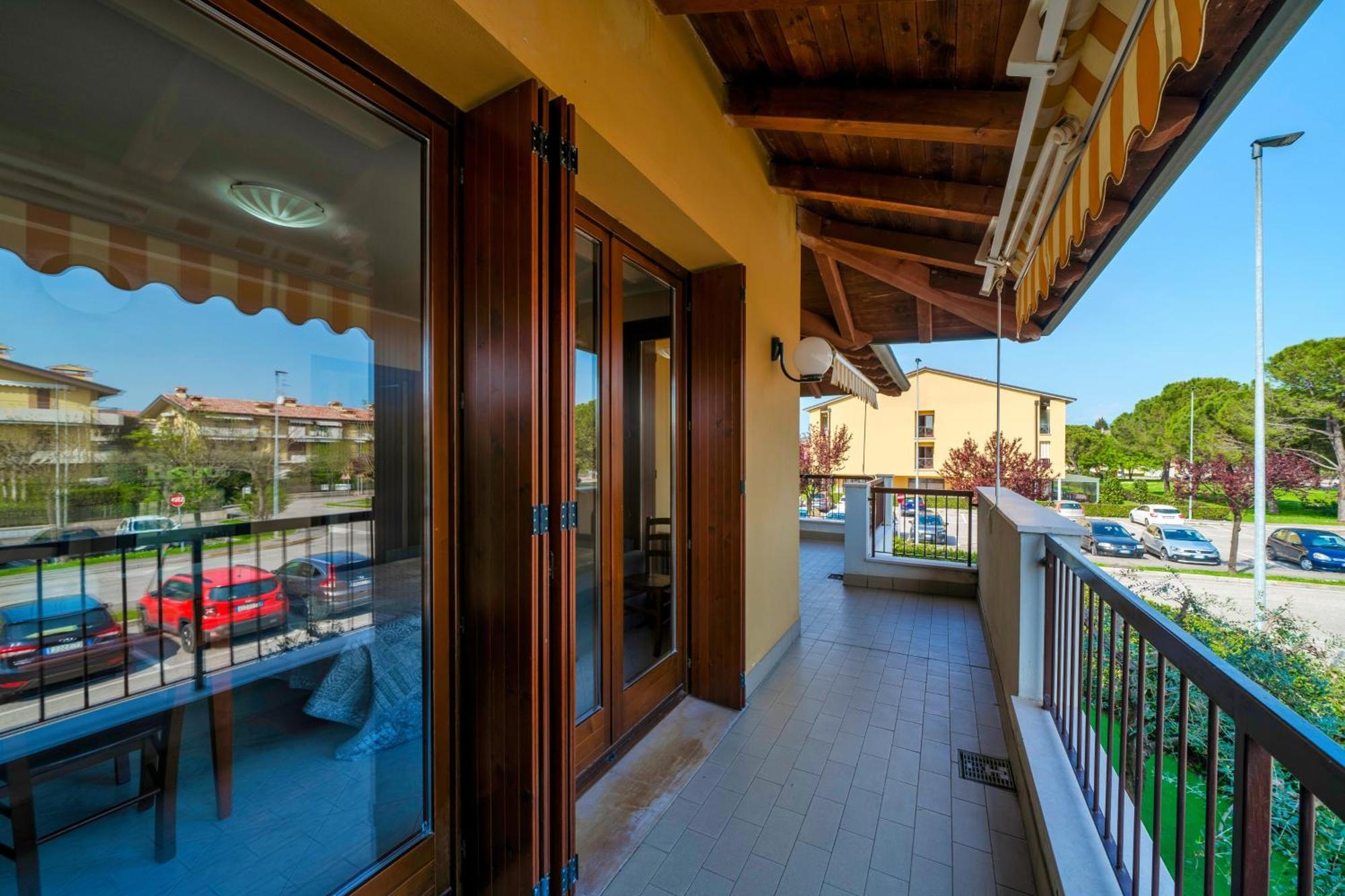 Apartment Girasole Con Box, Wifi E Climatizzatore *