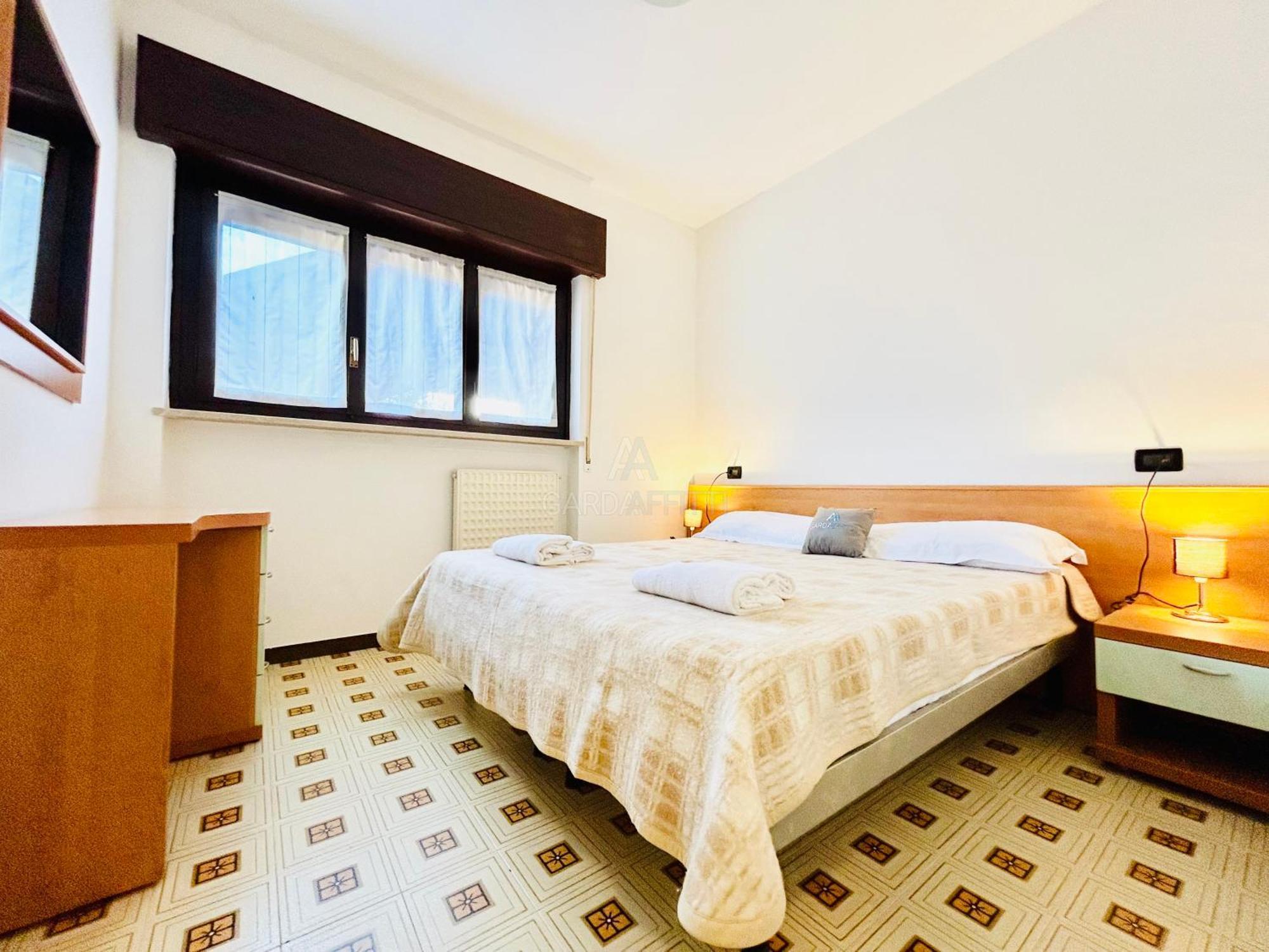 Apartment Oceania Apt - 200m Dal Lago Con Piscina