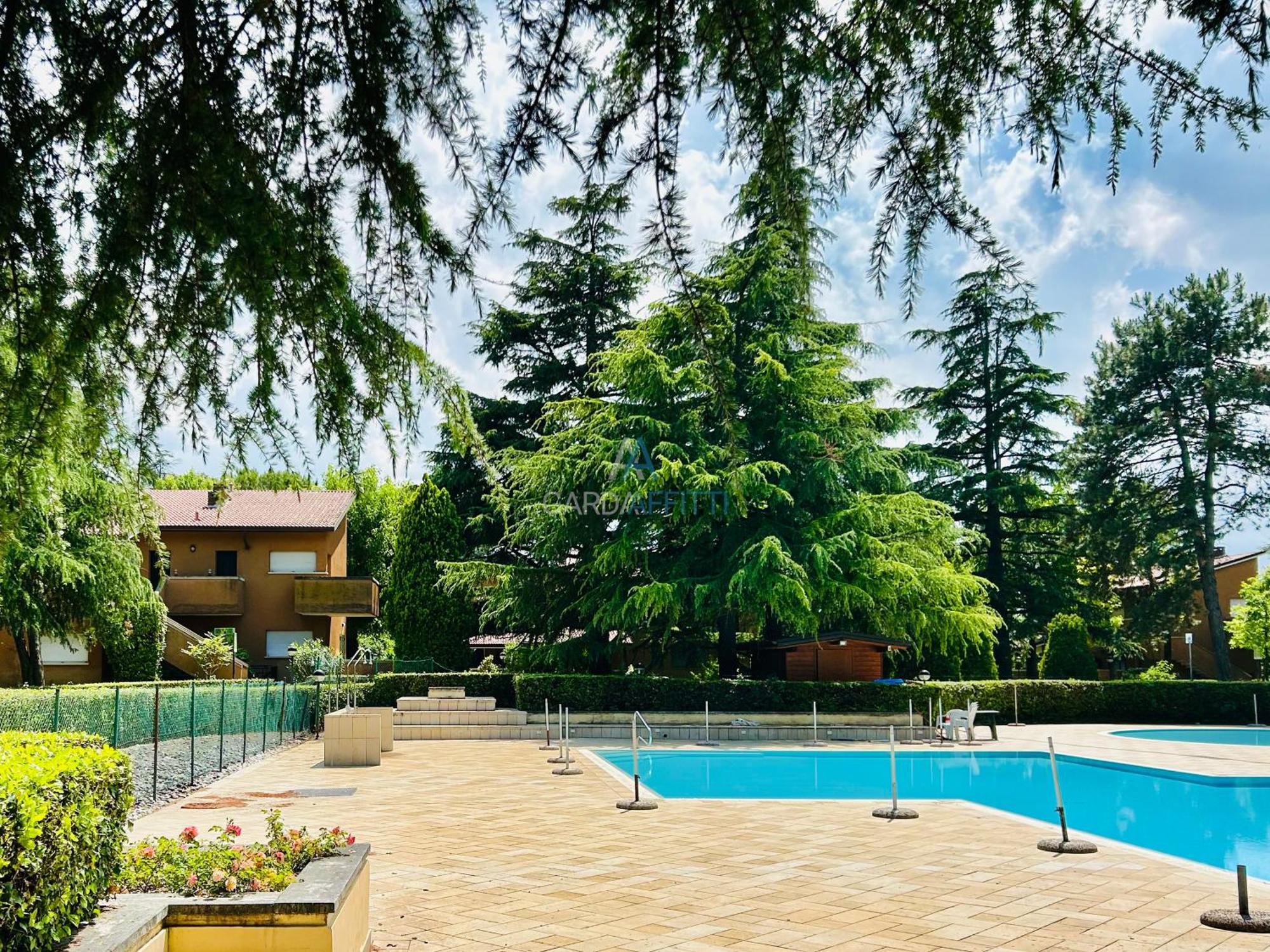 Apartment Oceania Apt - 200m Dal Lago Con Piscina