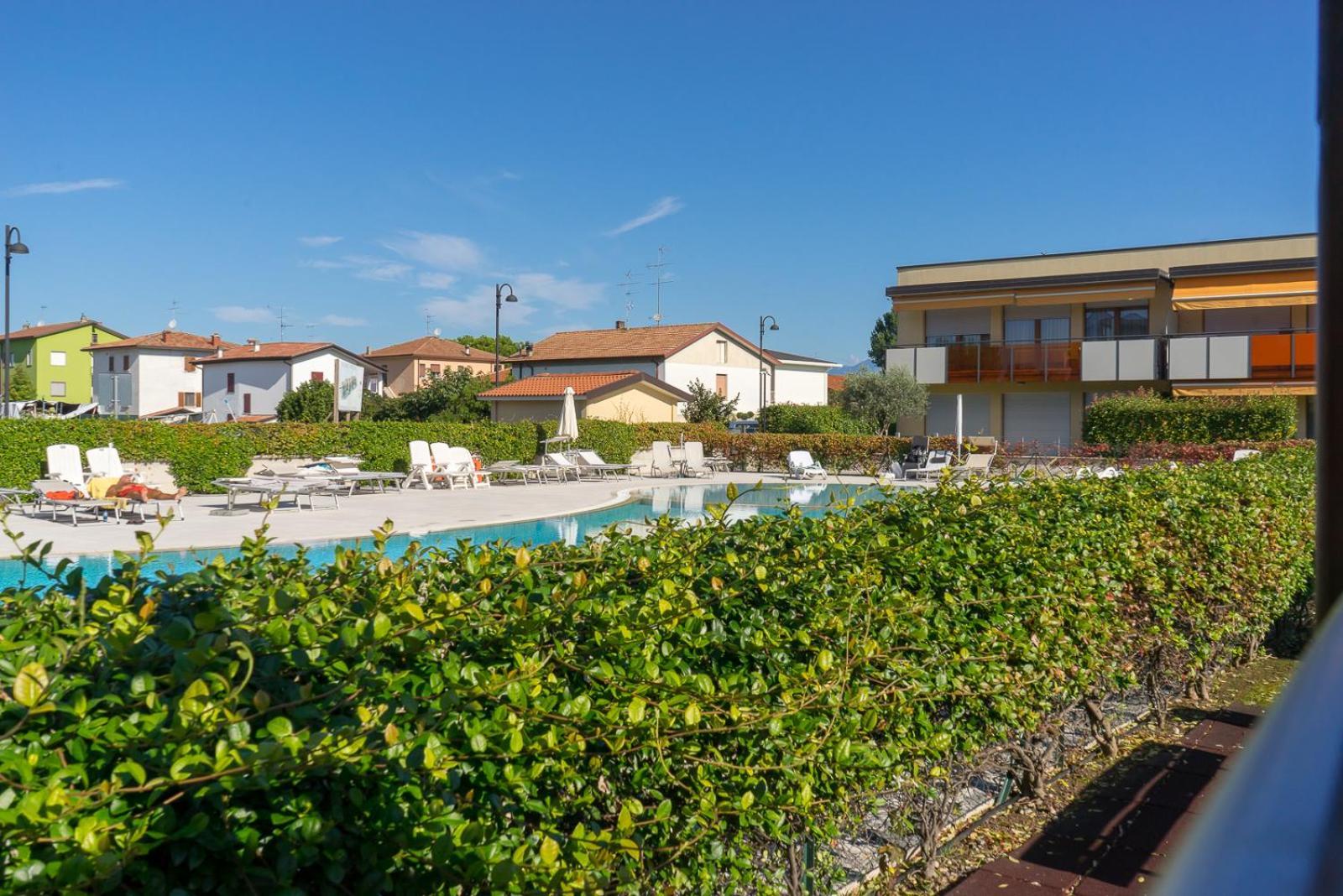 Mazzarona Family - Luminoso Con Piscina Al Secondo Piano * Sirmione