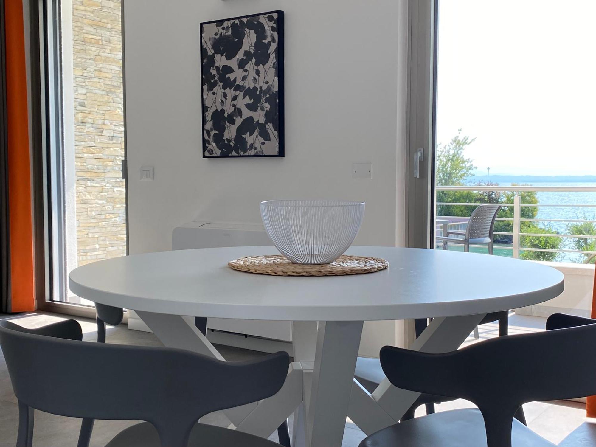 Apartment Sirmio - Darsena