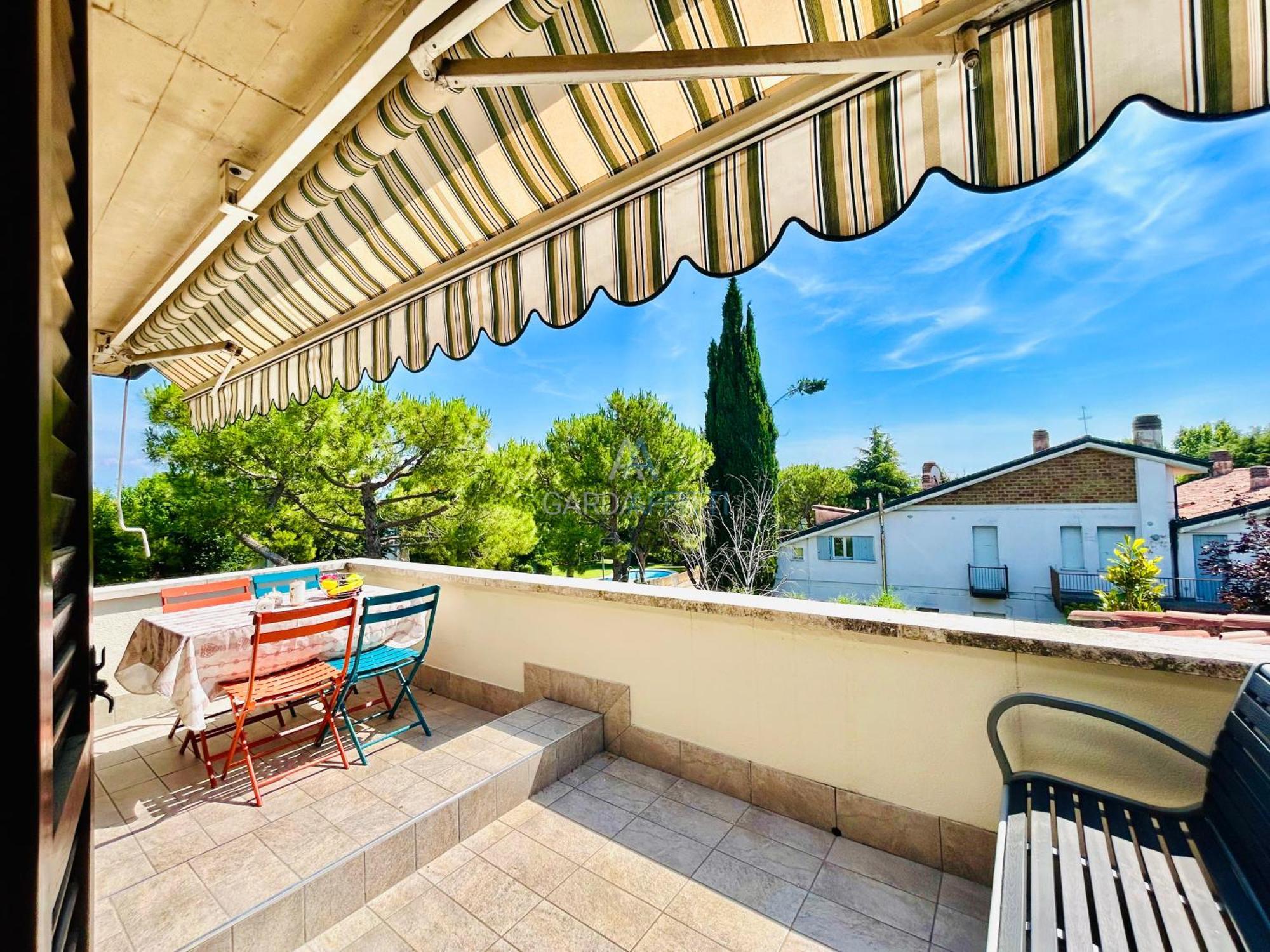 Parigi - 200m Dal Con Vista Piscina Apartamento