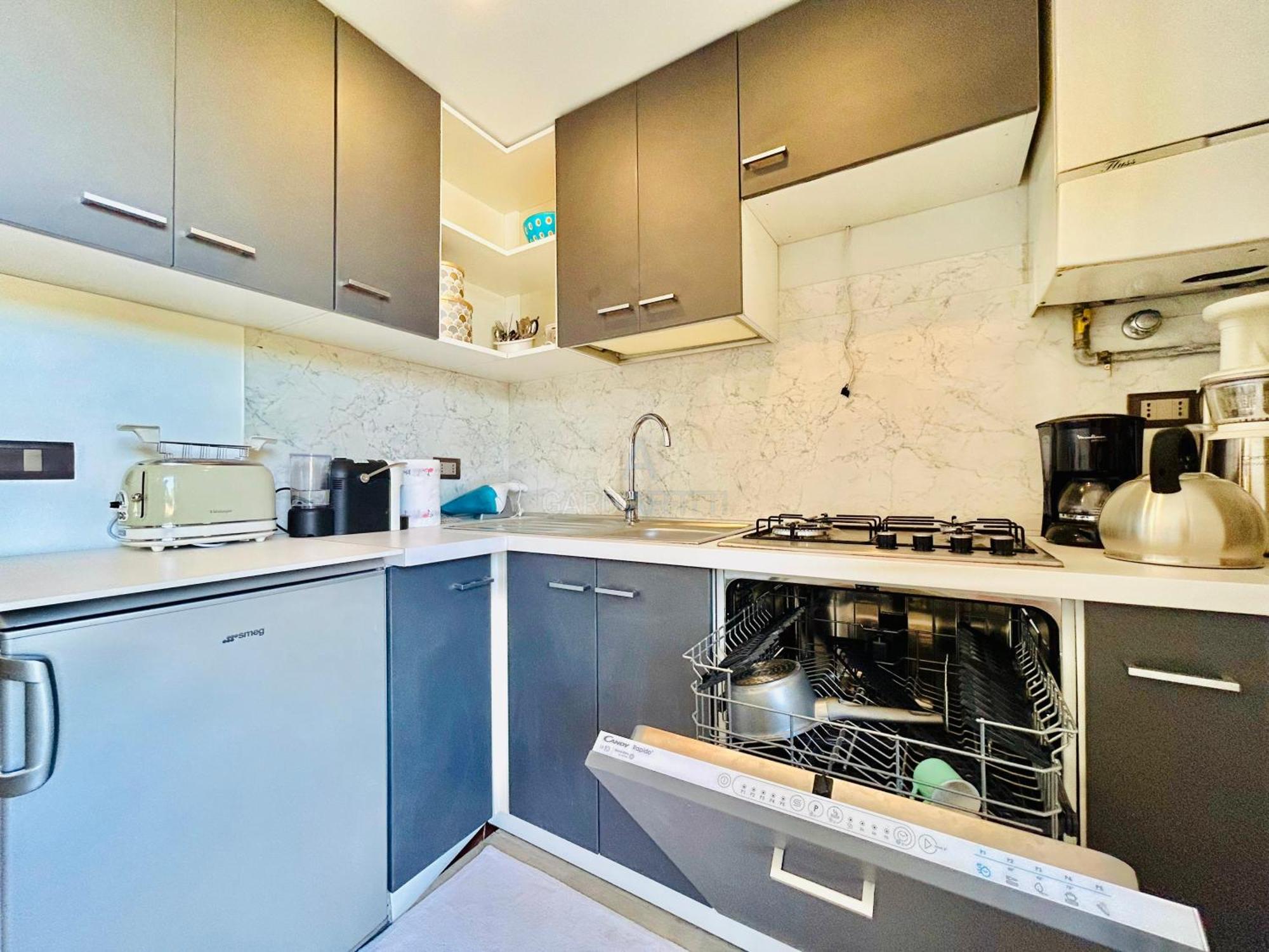 Apartamento Parigi - 200m Dal Con Vista Piscina Sirmione