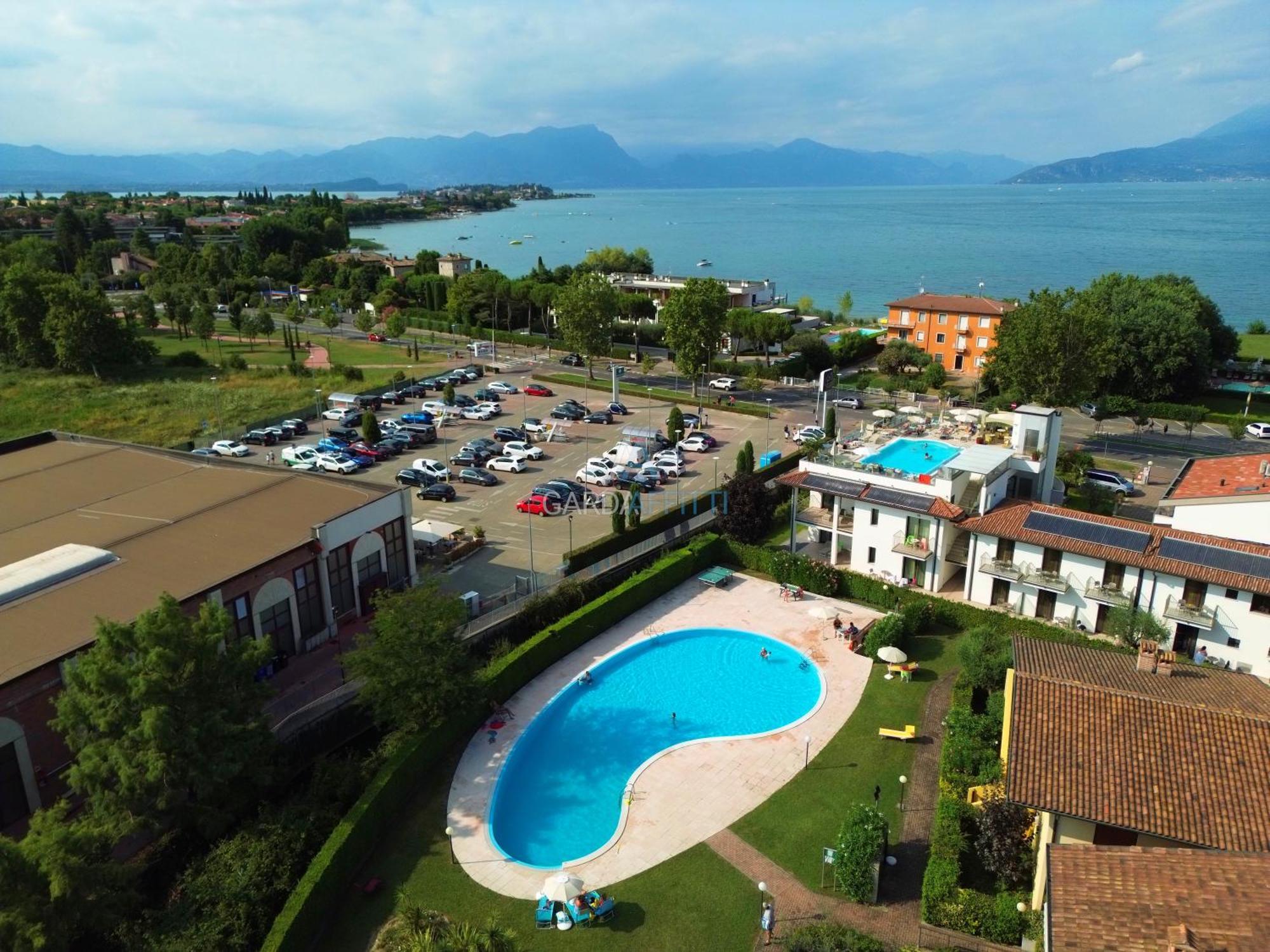 Artemide - A 150m Dal Di Garda Apartment *