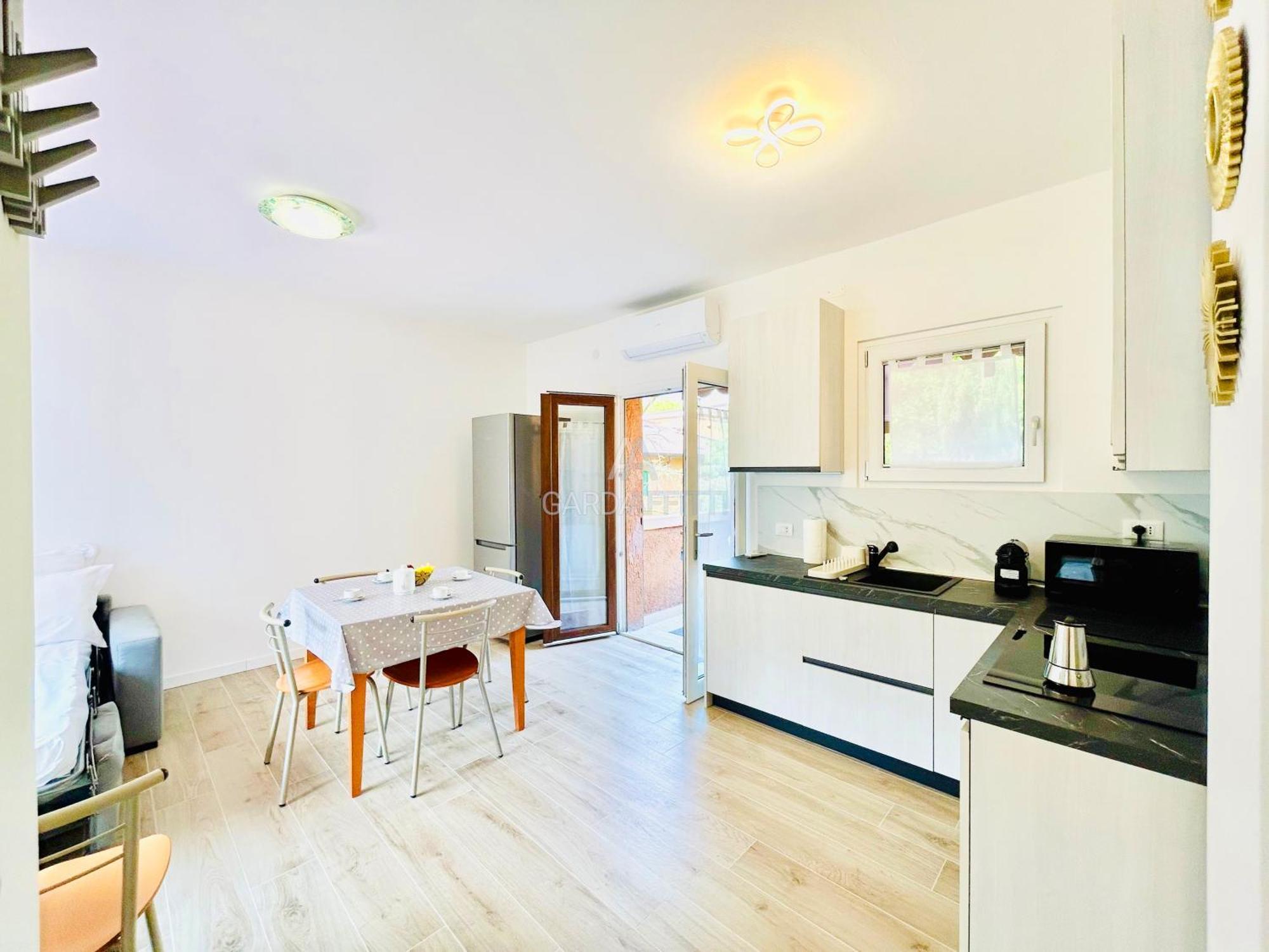 Apartment Scylla - 200 M Dal Di Garda Con Piscina Sirmione