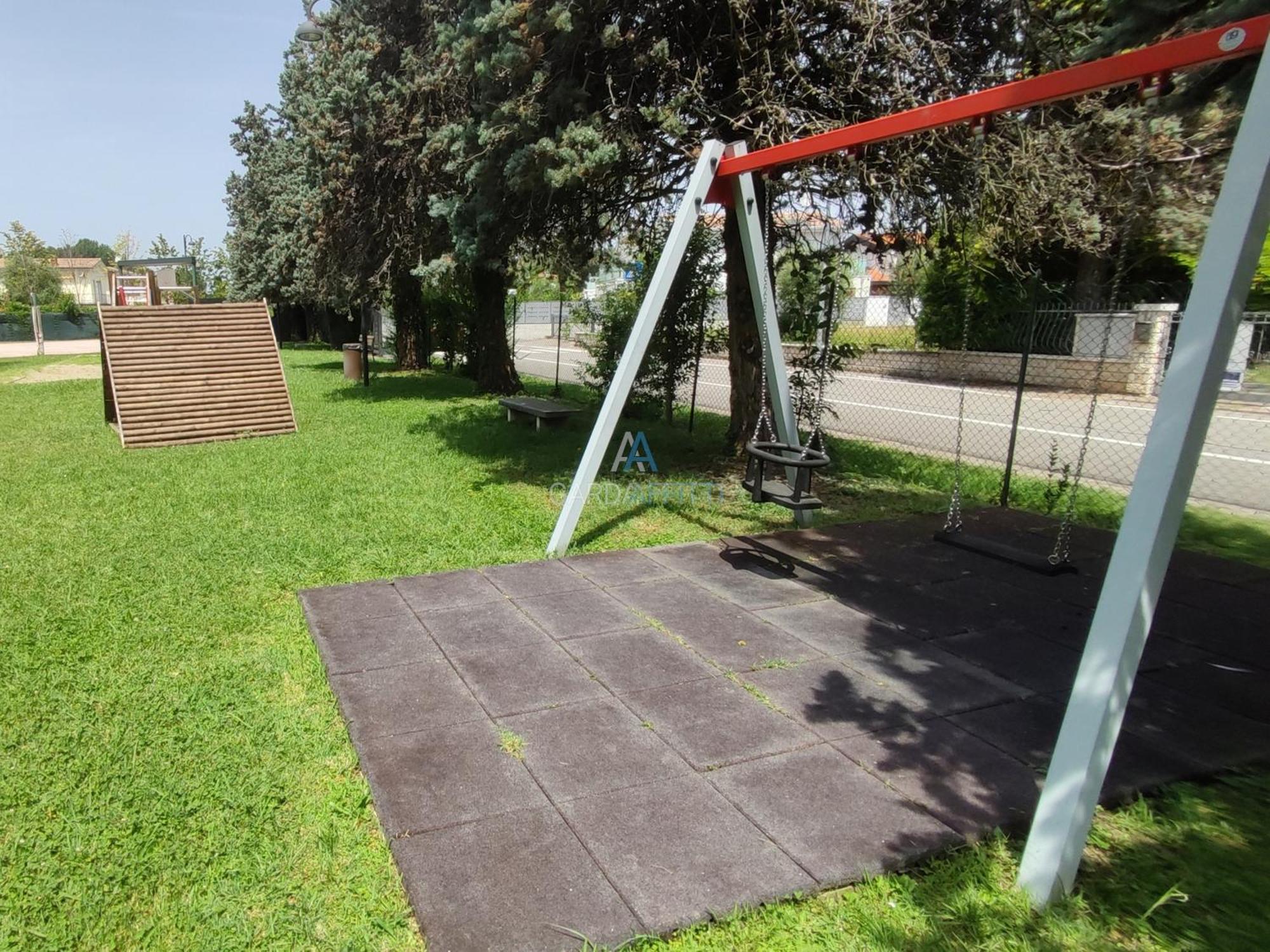 Scylla - 200 M Dal Di Garda Con Piscina *