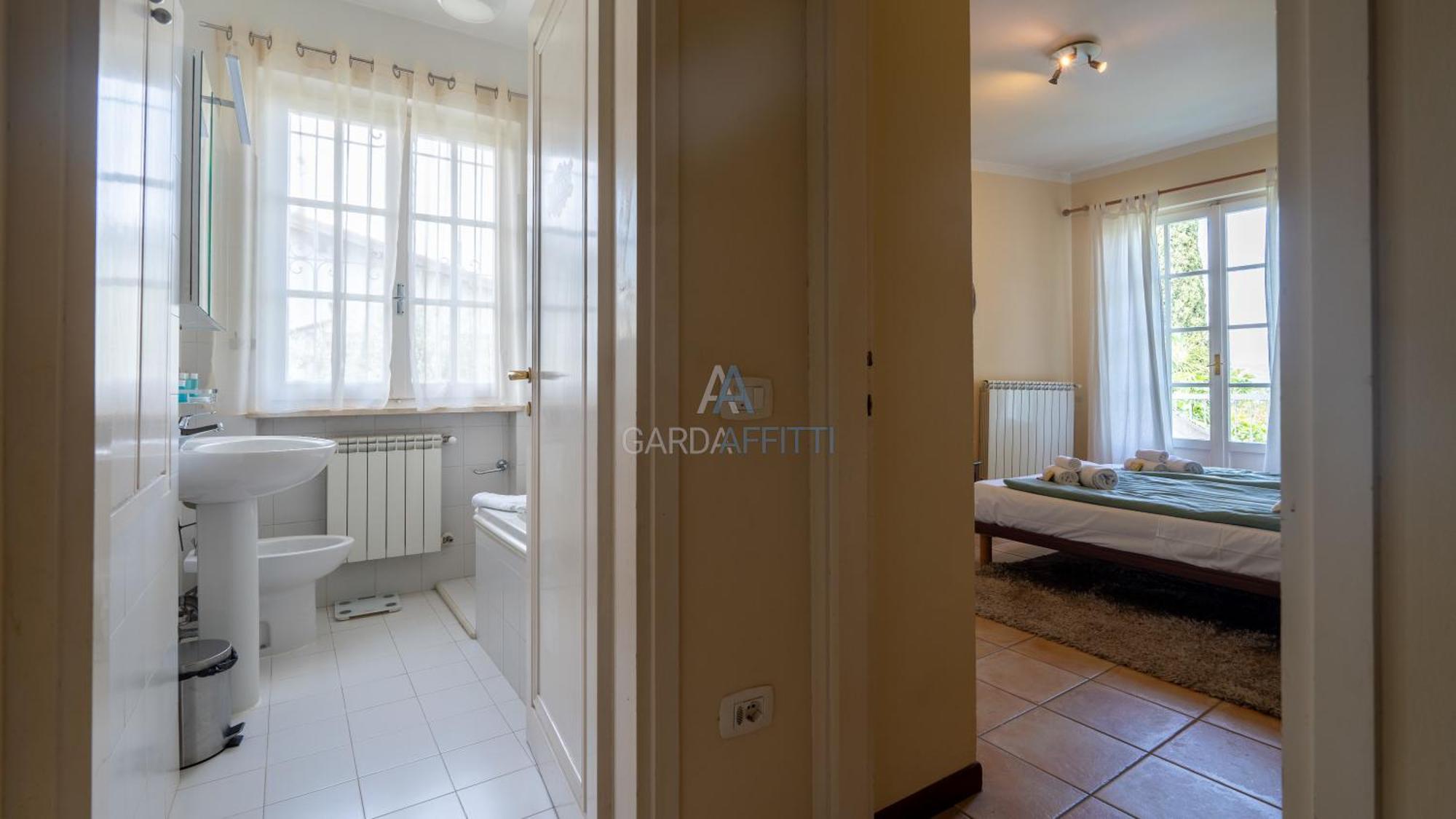 Villa Bionda- Unique Gem With Private Pool On Garda Sirmione