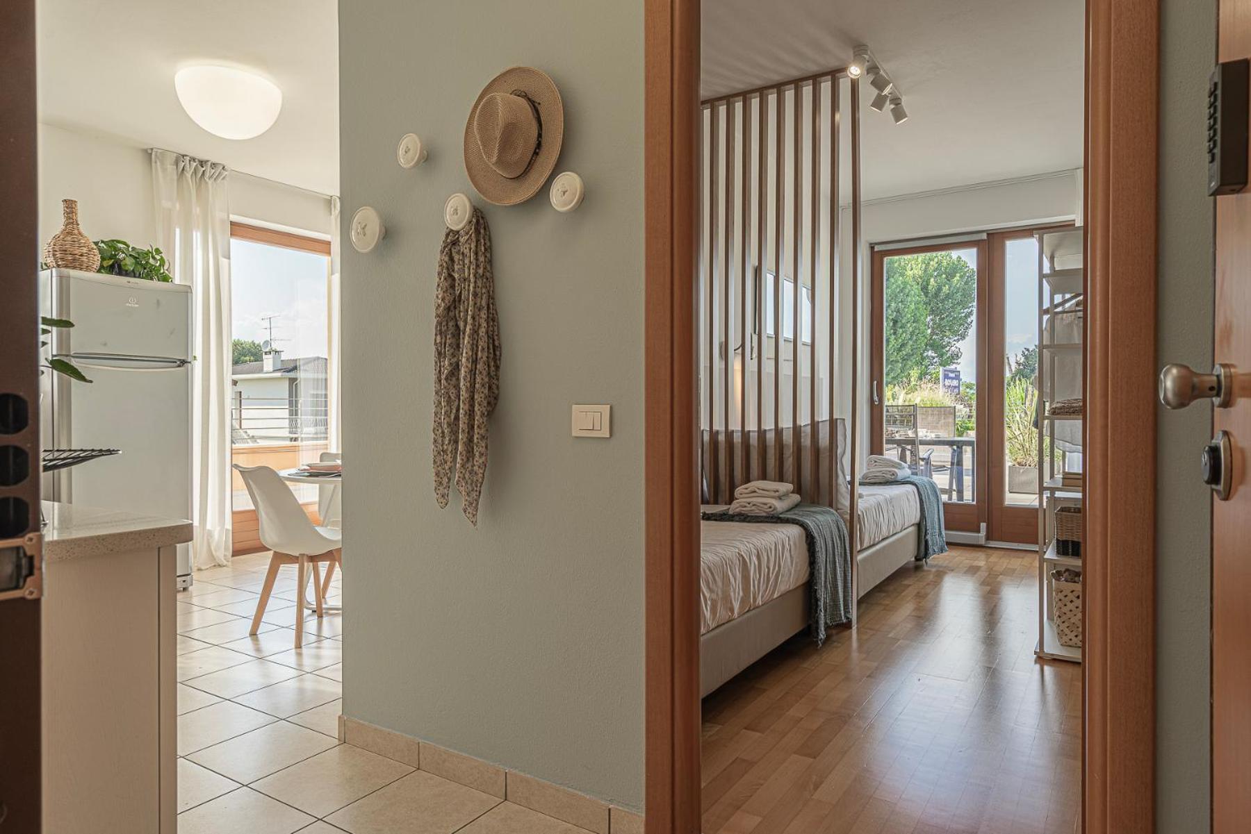 Apartment Bossanova Family - Your Glimpse Of The *