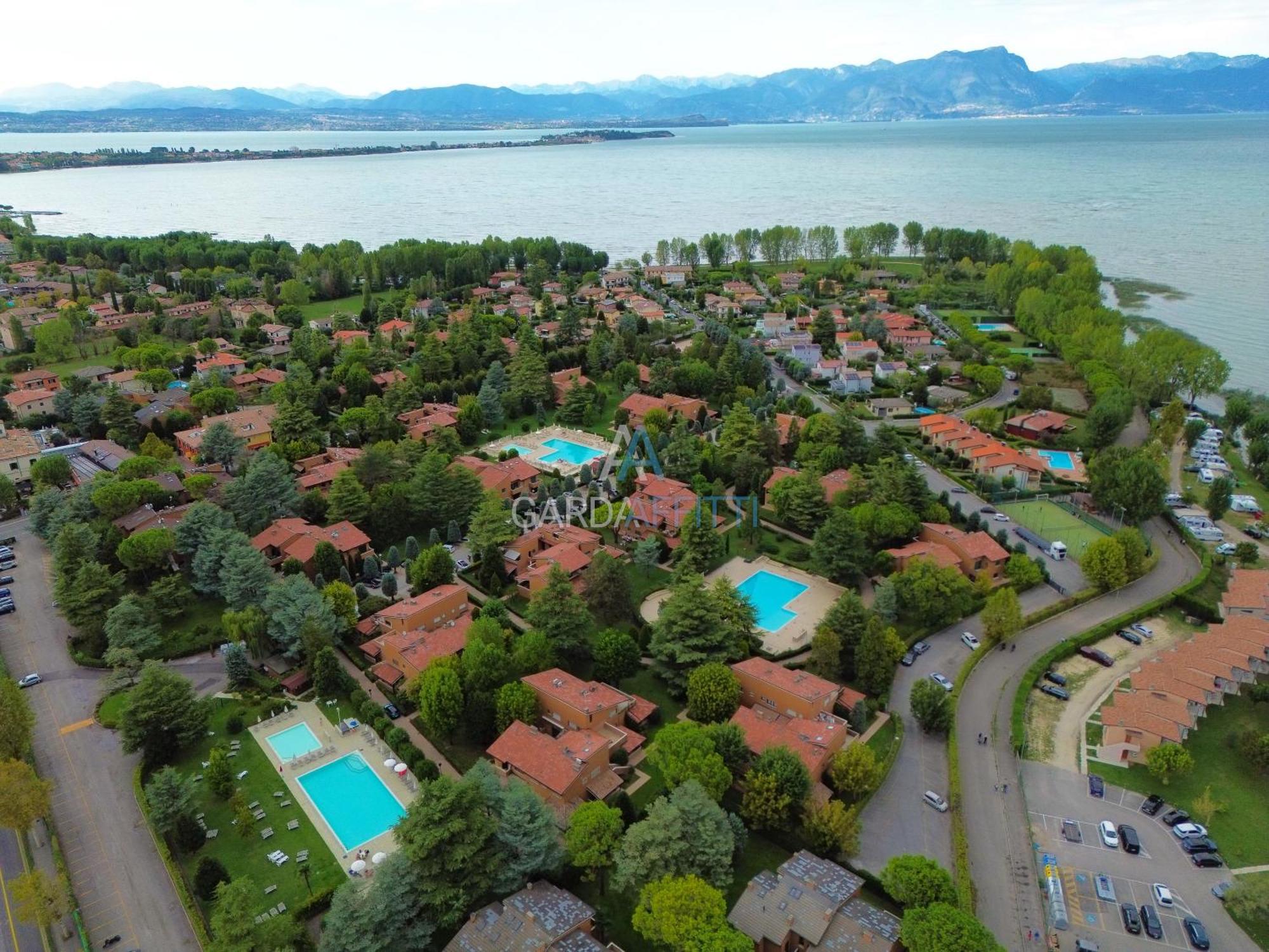 Scylla - 200 M Dal Di Garda Con Piscina Apartment