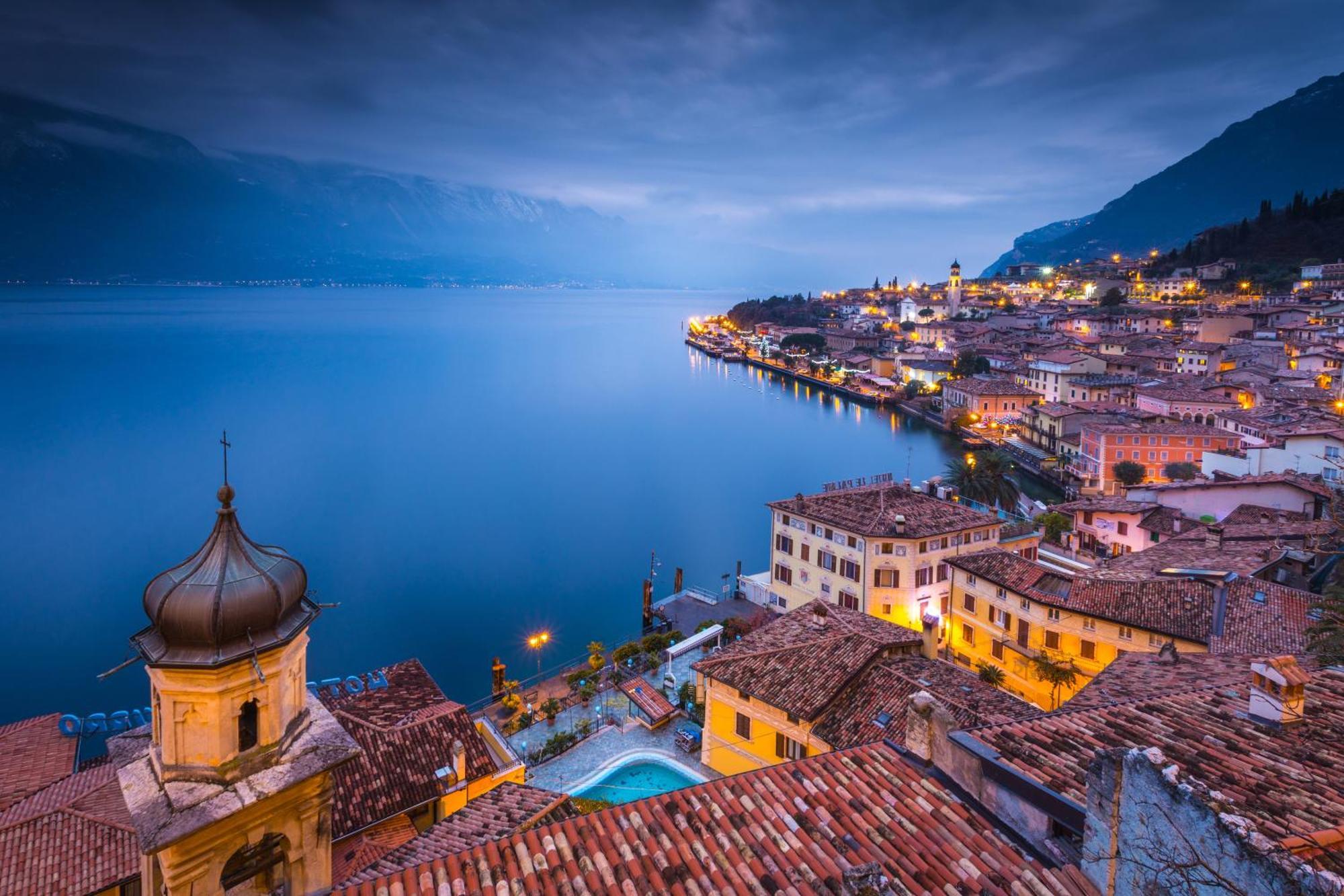 Lella Front Beach Garda Lake - Happy Apartment *