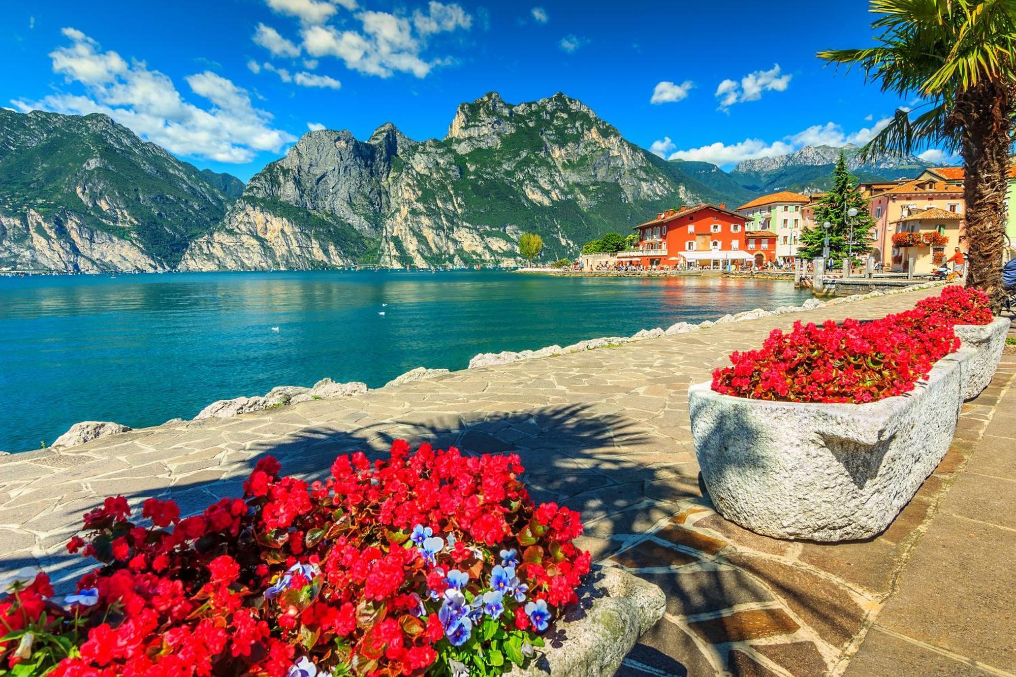 Appartamento Lella Front Beach Garda Lake *