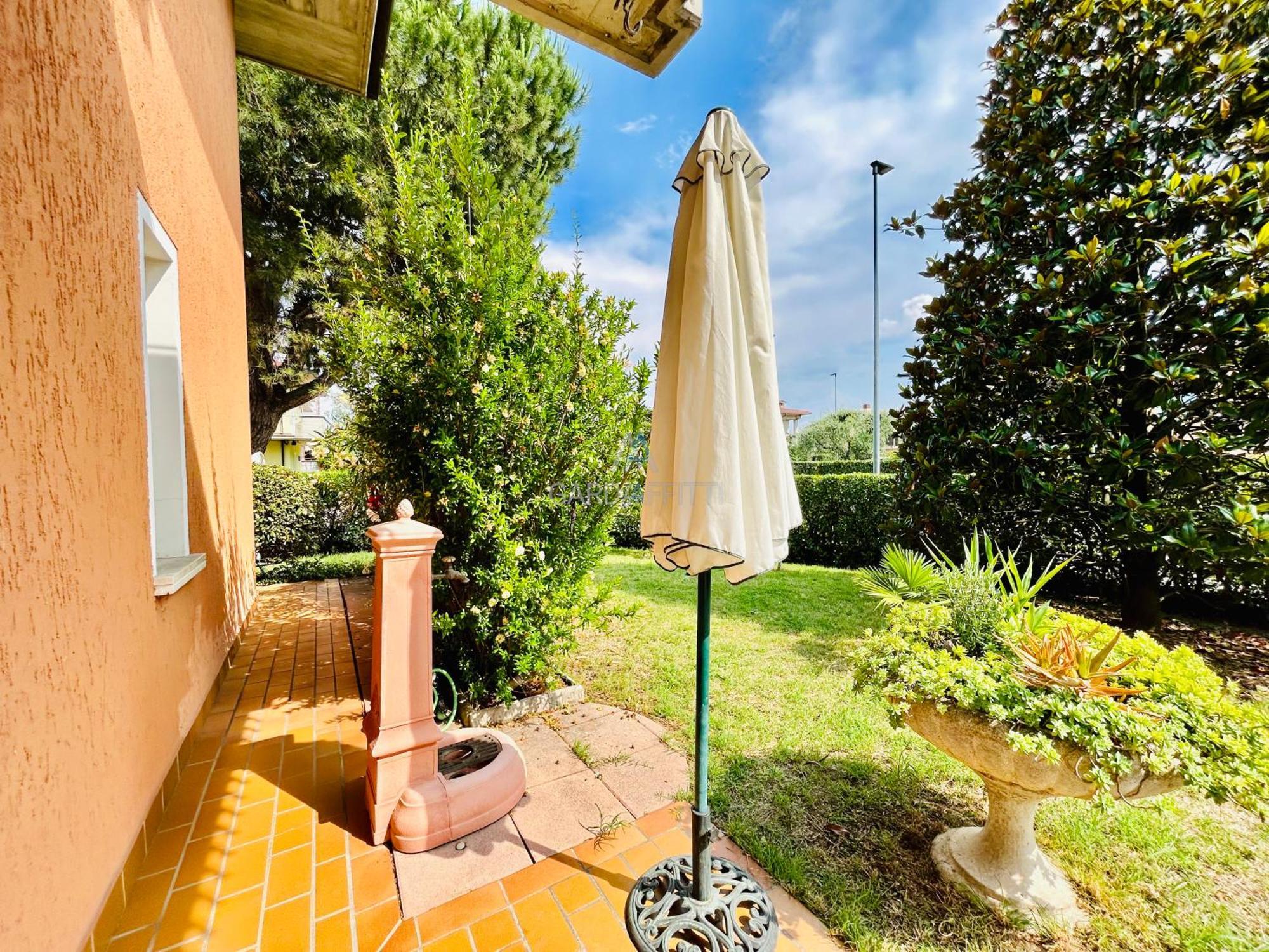 Anubi Apt-5 Min Dal Di Garda-giardino Privato Apartment *